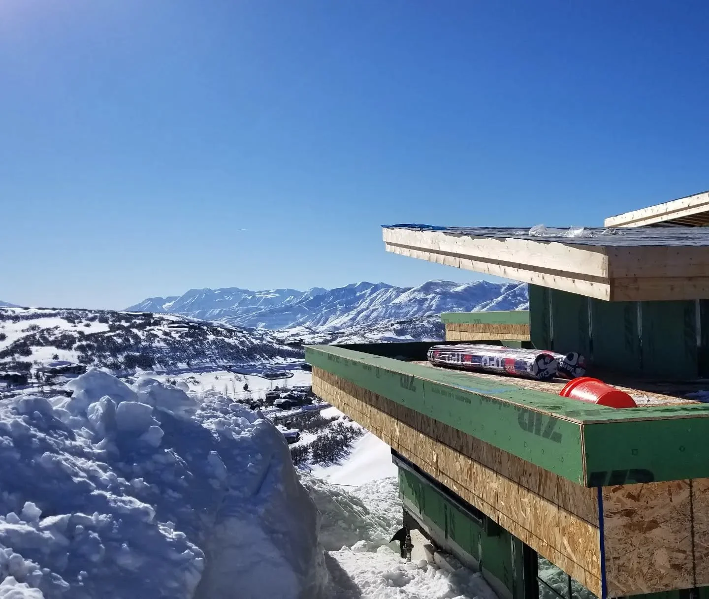 Work in progress. Look at the last photo. Ever wondered why humans are so attuned to symmetry?

#architecture #design #interiordesign #art #architecturephotography #photography #travel #interior #architecturelovers #architect #home #homedecor #archil