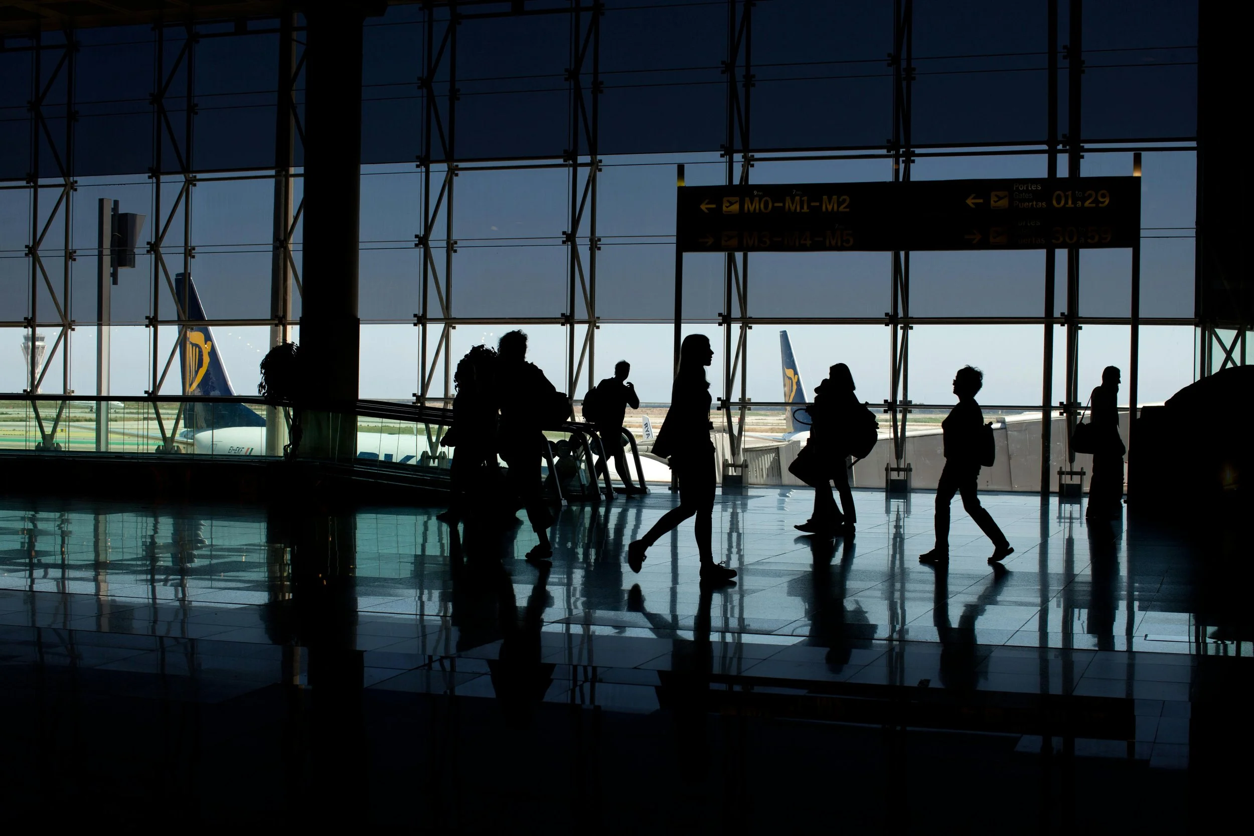 How to Pack Light for Europe in 2025: A Minimalist Guide for Smart Travelers