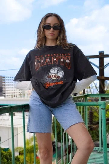 WEAR by Erin Andrews Social Media Campaign
