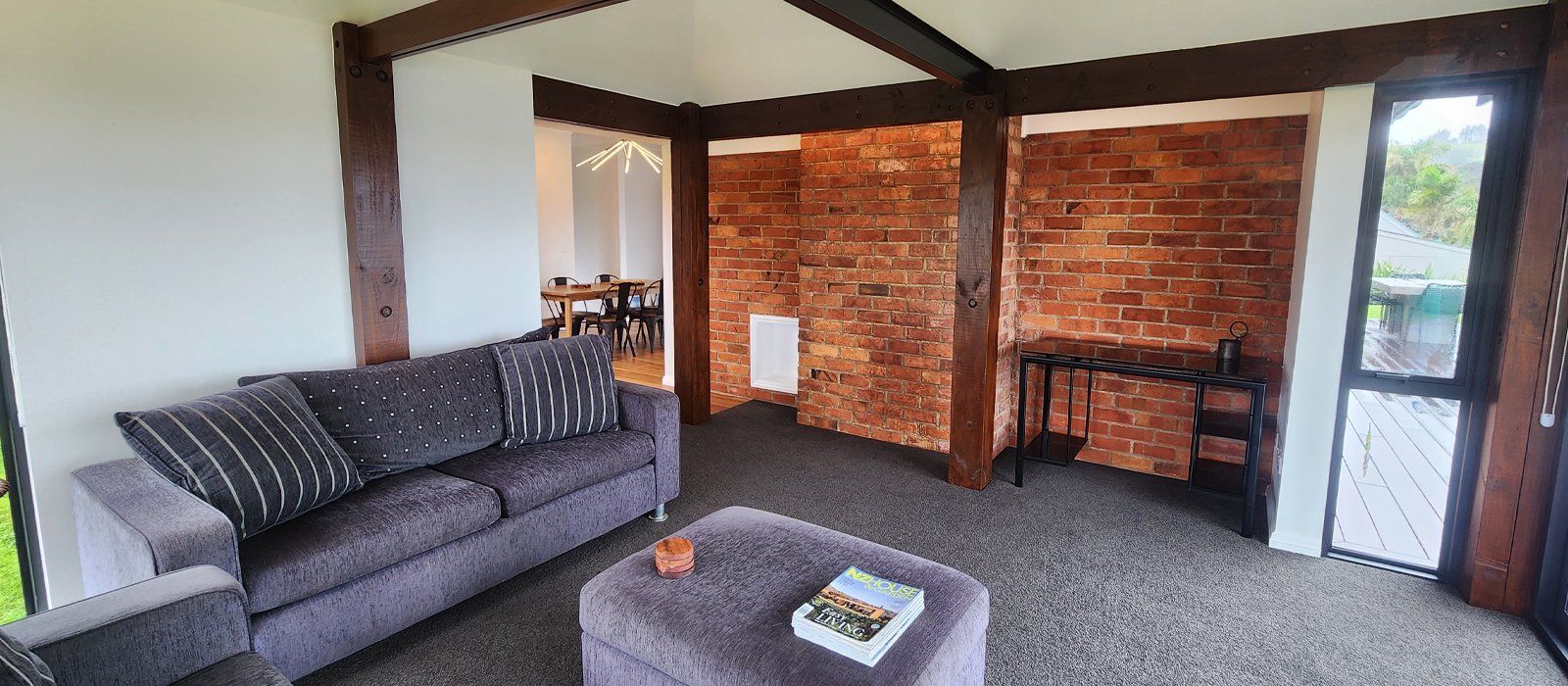 Piwakawaka Lodge_Lounge 2_02.jpg