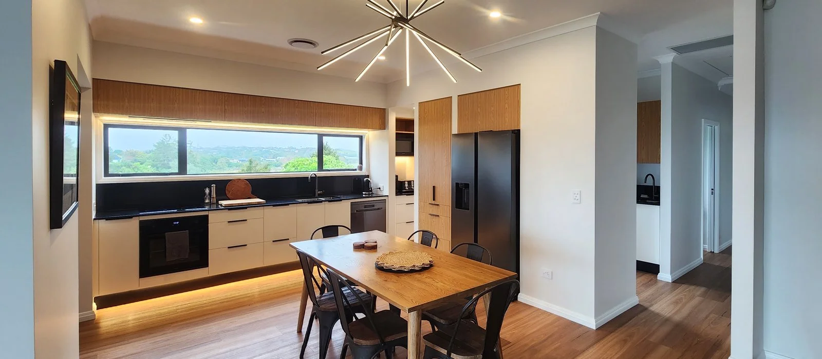 Piwakawaka Lodge_Kitchen.jpg