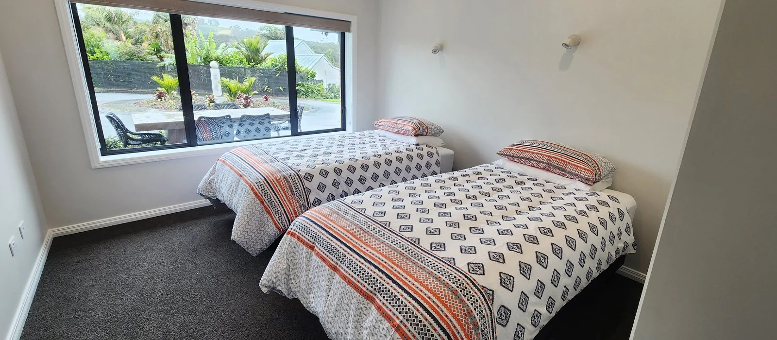 Piwakawaka Lodge_Twin Single Beds.jpg