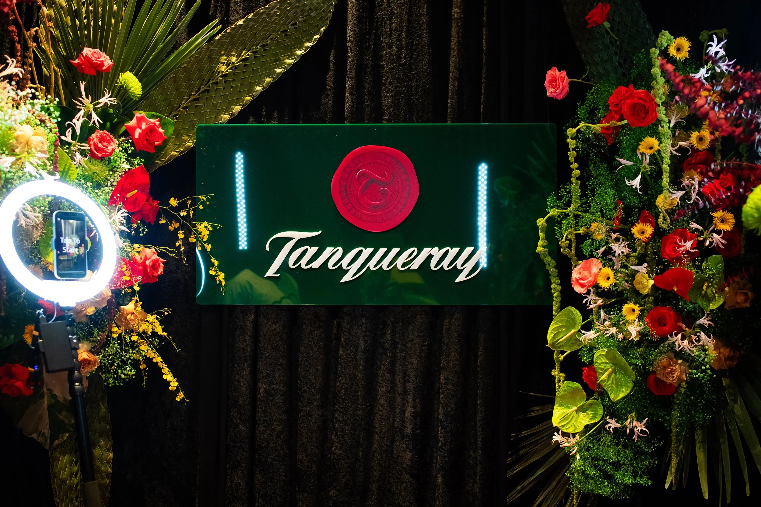 ALT_9342tanqueray072.jpg