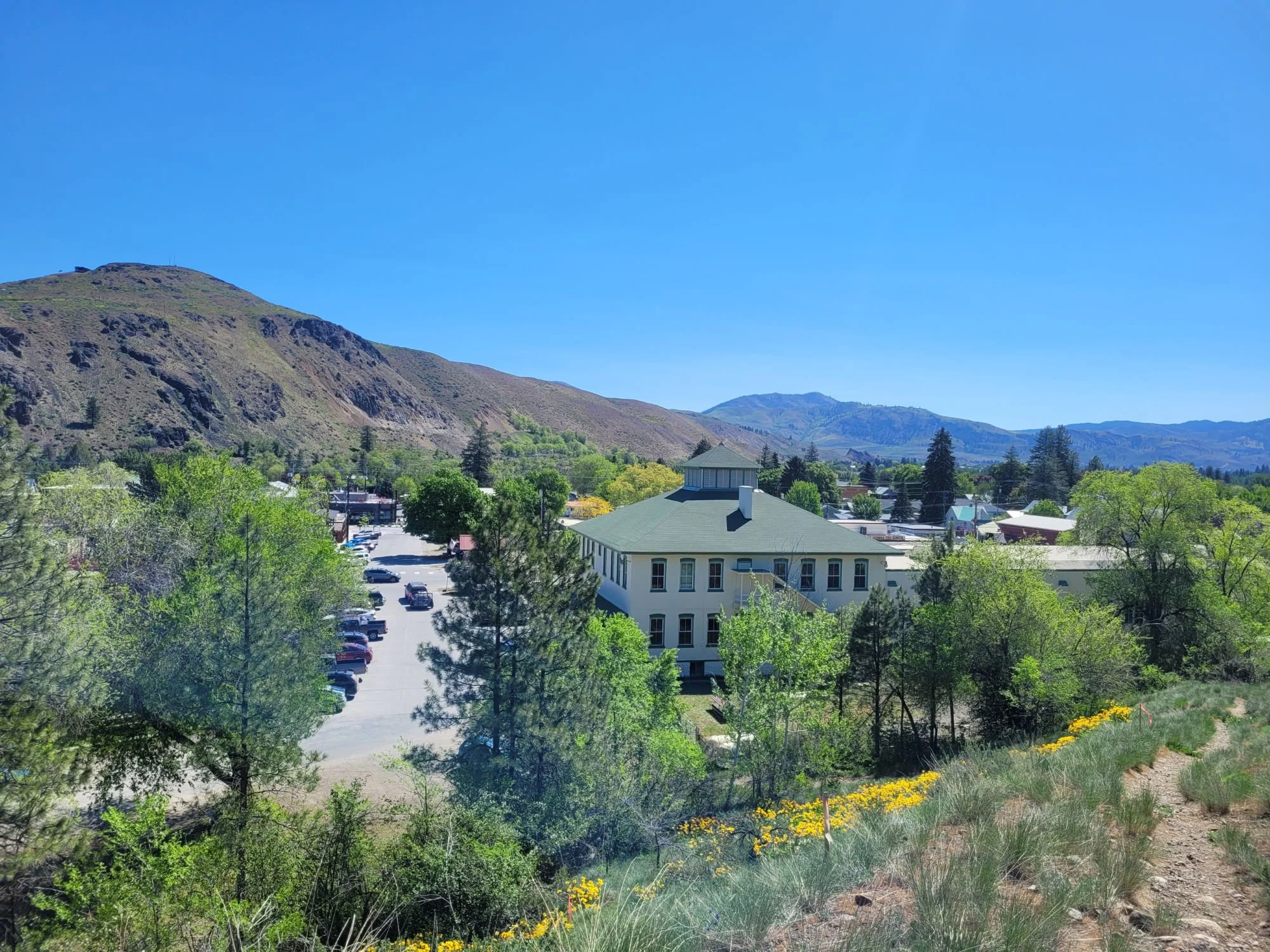 2025 Annual Newsletter & Appeal