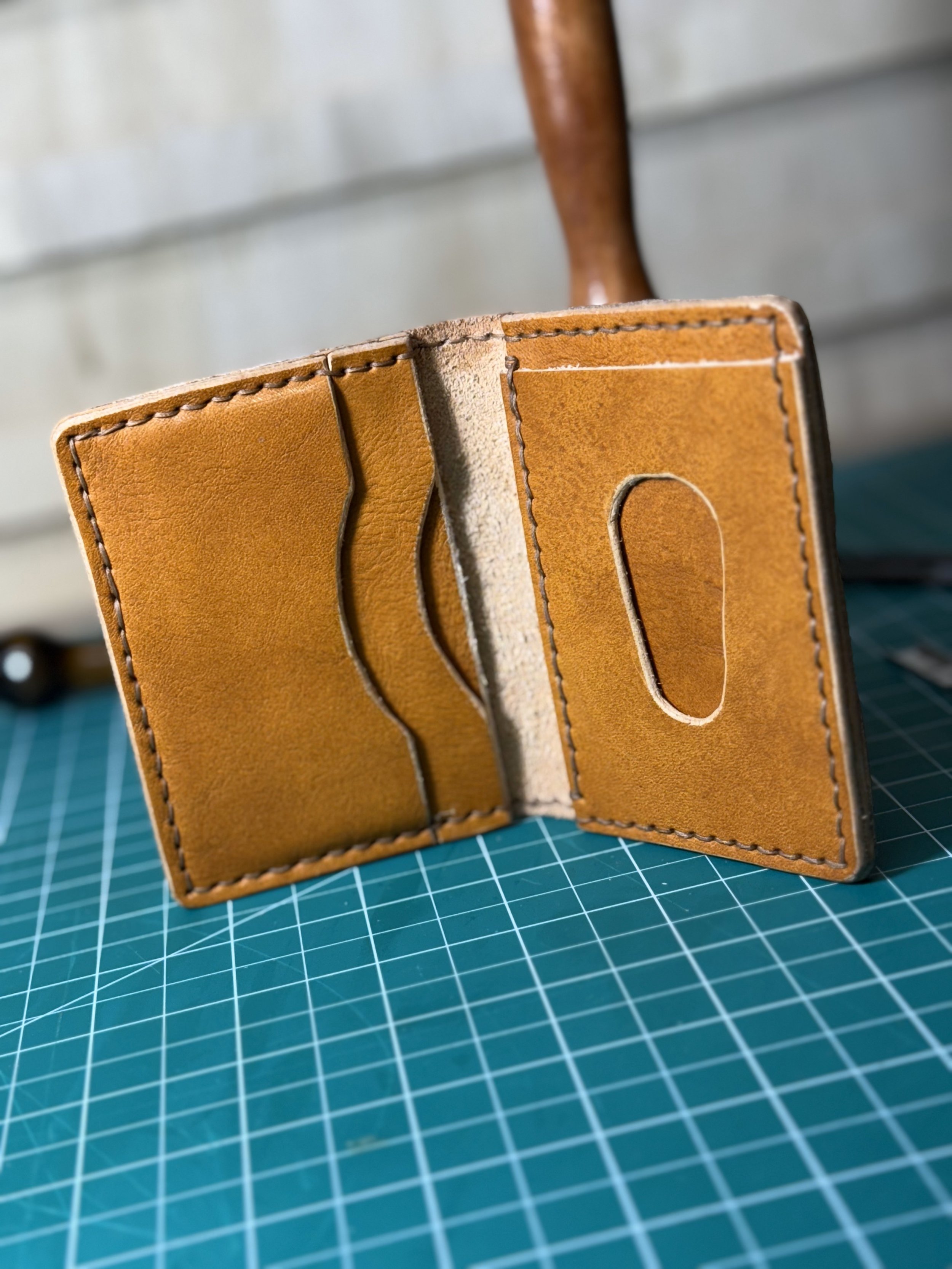 5 Pocket Quick-Draw Wallet