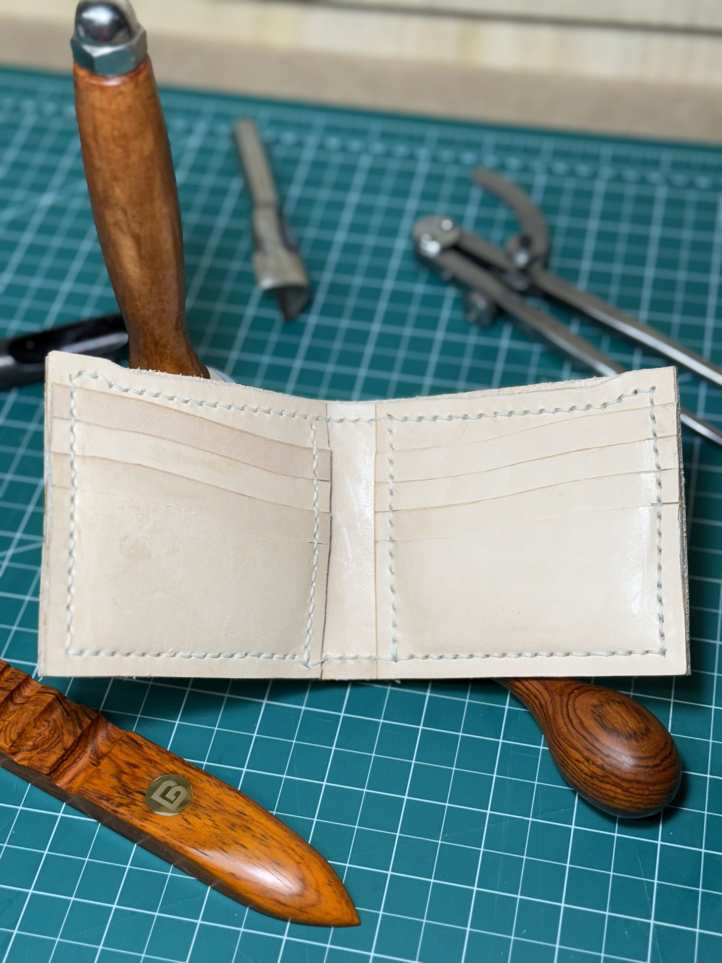 11 Pocket Bifold Wallet
