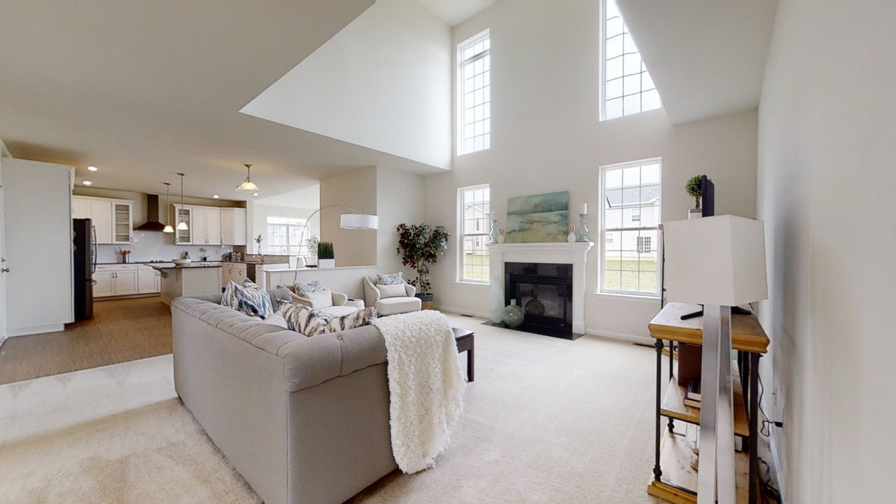 JS_model_charlestongrand_gallery_19.jpeg