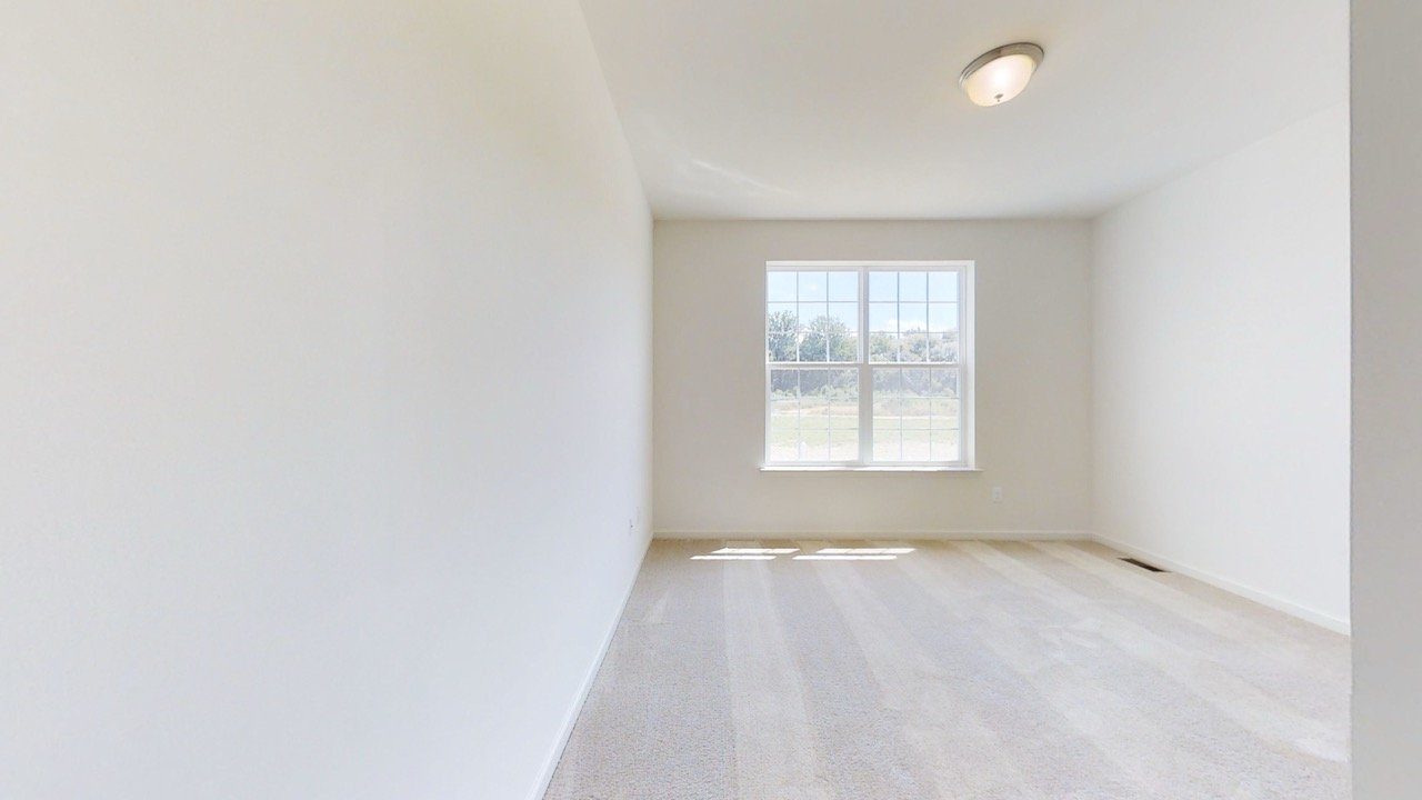 JS_model_jeffersongrand_gallery_10.jpeg