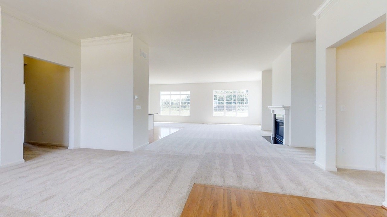 JS_model_jeffersongrand_gallery_7.jpeg