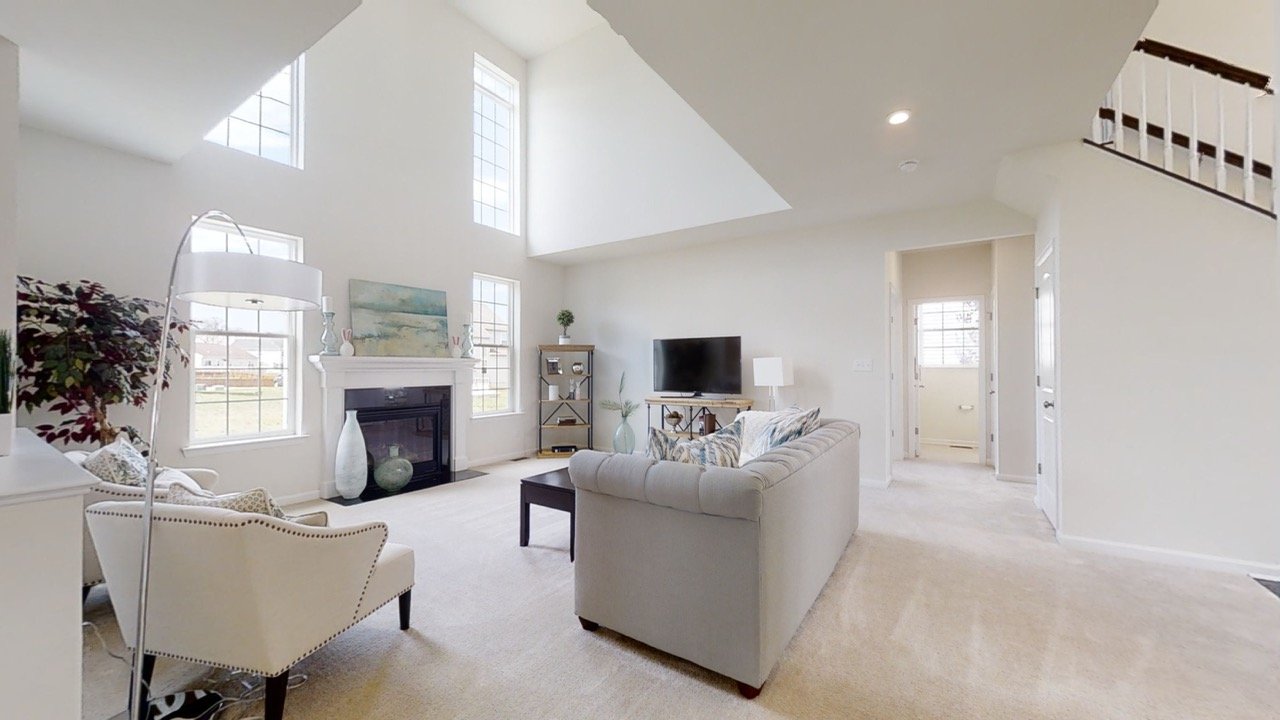 JS_model_charlestongrand_gallery_18.jpeg