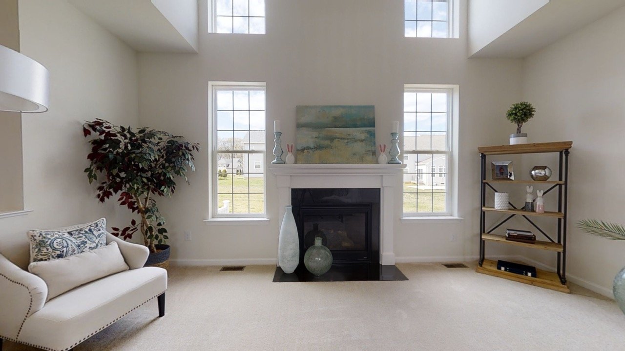 JS_model_charlestongrand_gallery_21.jpeg