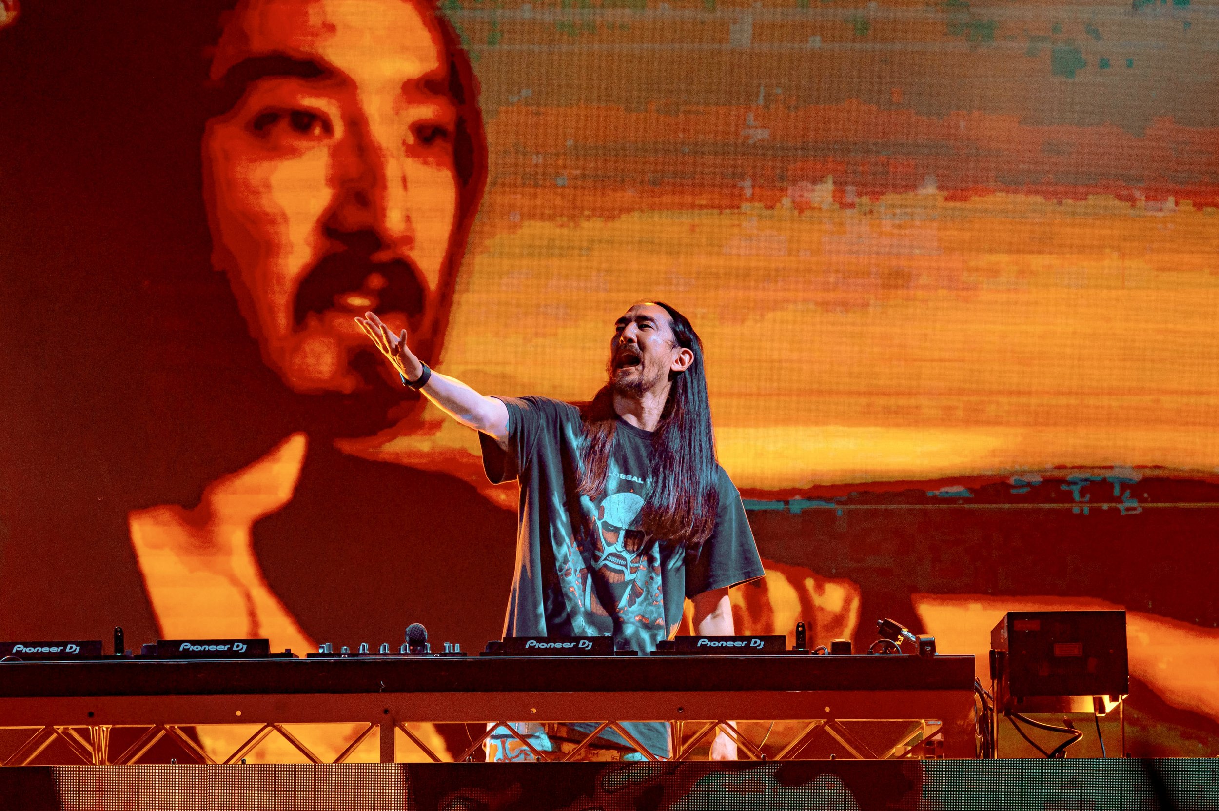 Steve Aoki