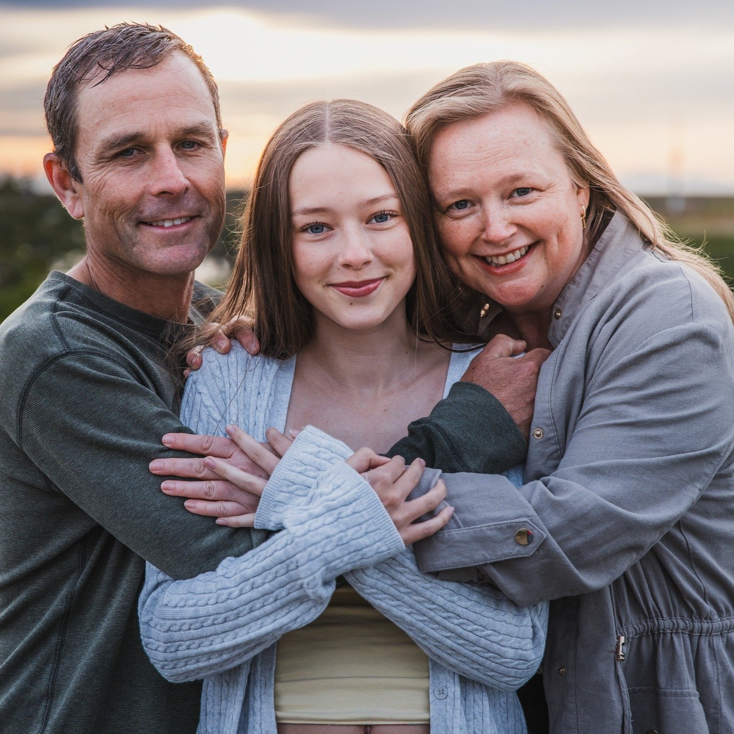 Family photos don't have to be complicated. No stiff poses, no stress - just you, your people, and the love that shines through.

This beautiful sunset session at Garry Point Park proves that even on a cloudy day, natural light can be magic. The wind