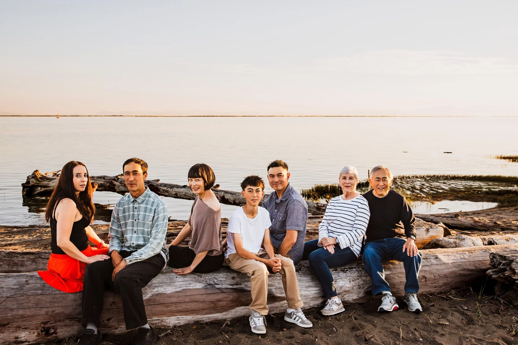 Best Time for Fall Family Photos in Vancouver &amp; Richmond BC: 2026 Guide
