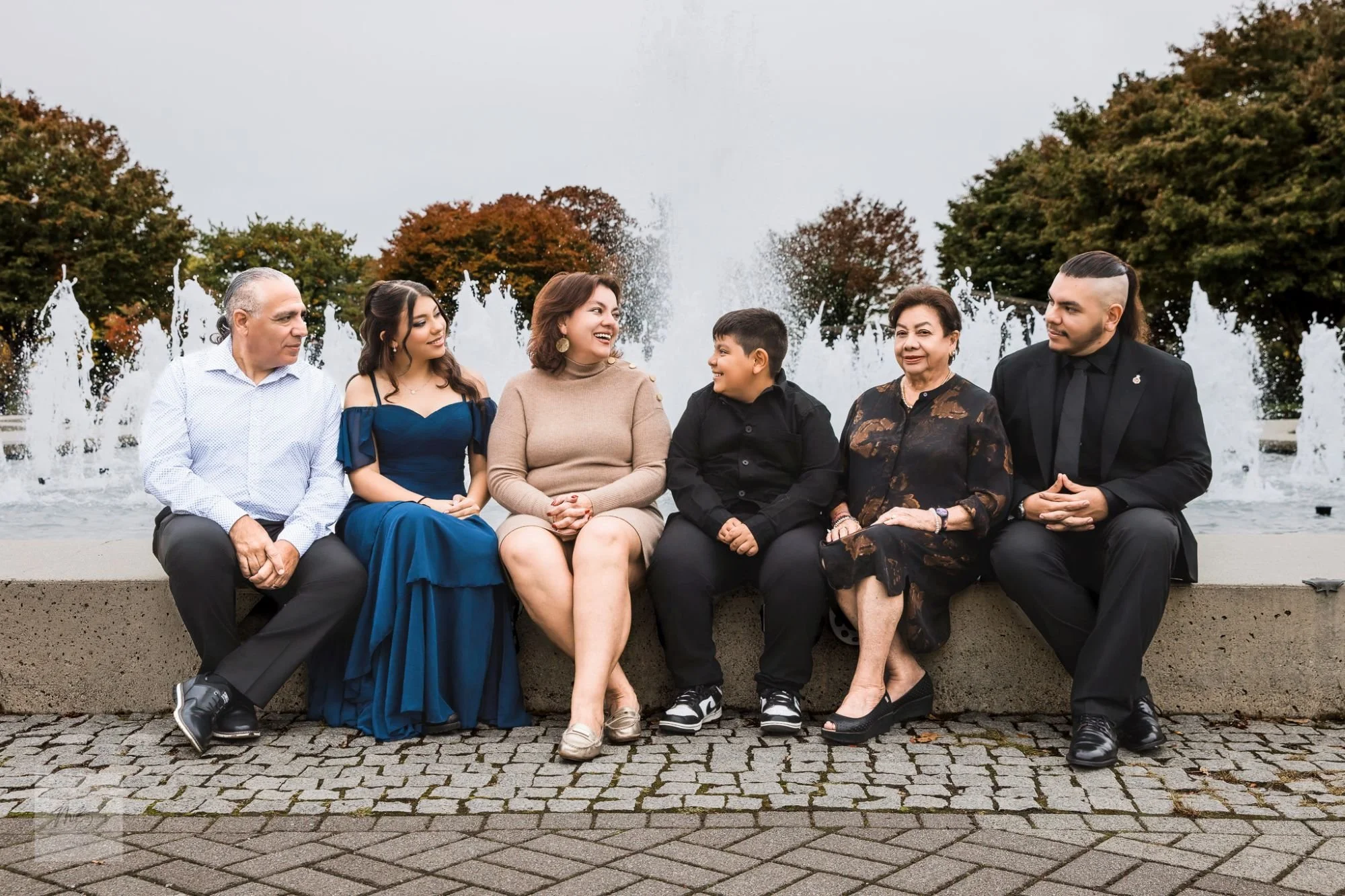 Generational Family Photos at Queen Elizabeth Park in Vancouver