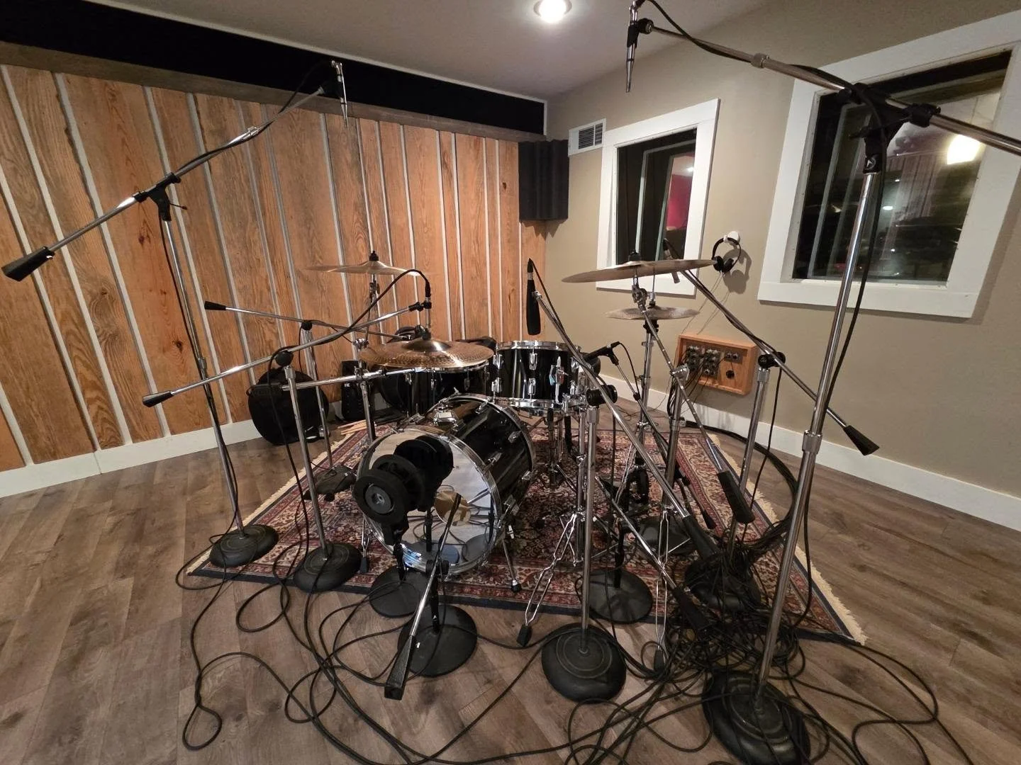 Alex and CJ from #murderthemood at LedBelly Sound Studio today recording some drum tracks.
sounds HUGE!
#recordingstudio 
#ledbellysoundstudio 
#avidprotools 
#protools