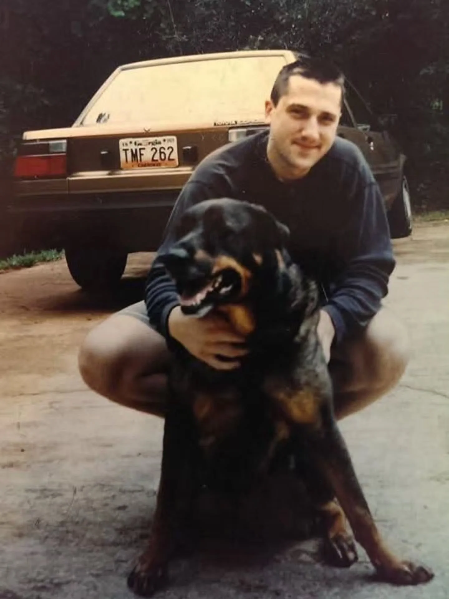 LedBelly...the dog!!
The namesake of the studio.
LedBelly and I outside the original LedBelly Sound Studio circa 1996.
#recordingstudio 
#studiosidekick 
#studiodog