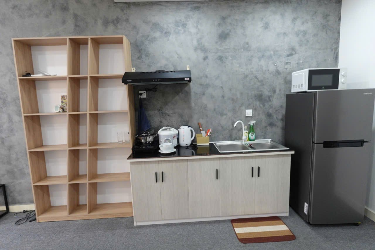 B03-34 Kitchenn.jpg