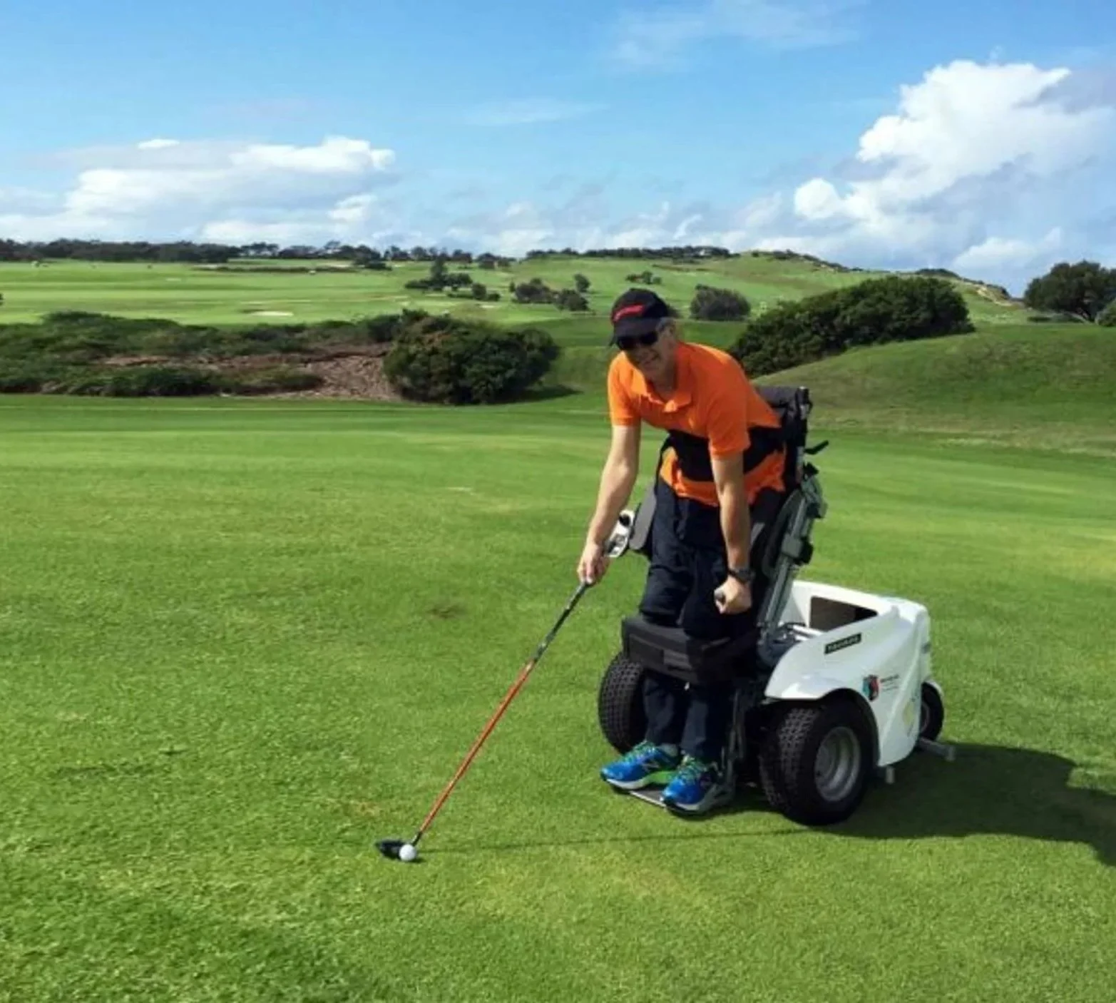 Paragolfer West Beach