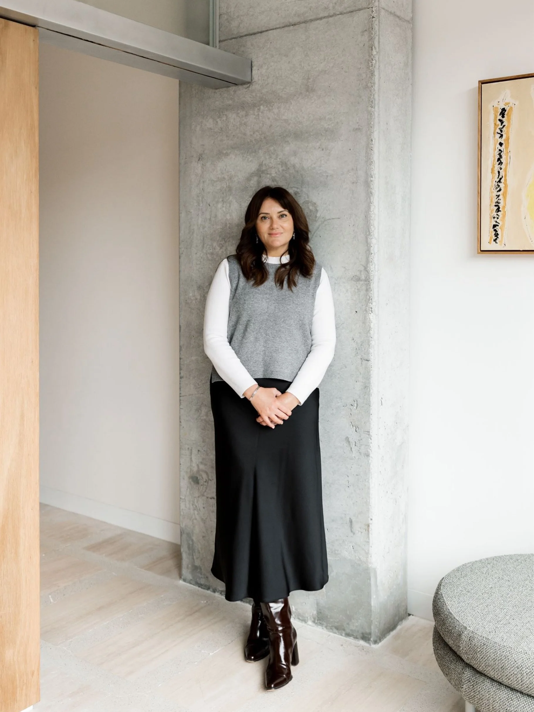 ONLY THE BEST AT VERSA | We&rsquo;re so excited to introduce our new Cosmetic Nurse to the VERSA team, Ollie! 

With 10 years experience in cosmetic medicine and a national trainer herself, she is as good as they come! 

Ollie is a passionate cosmeti