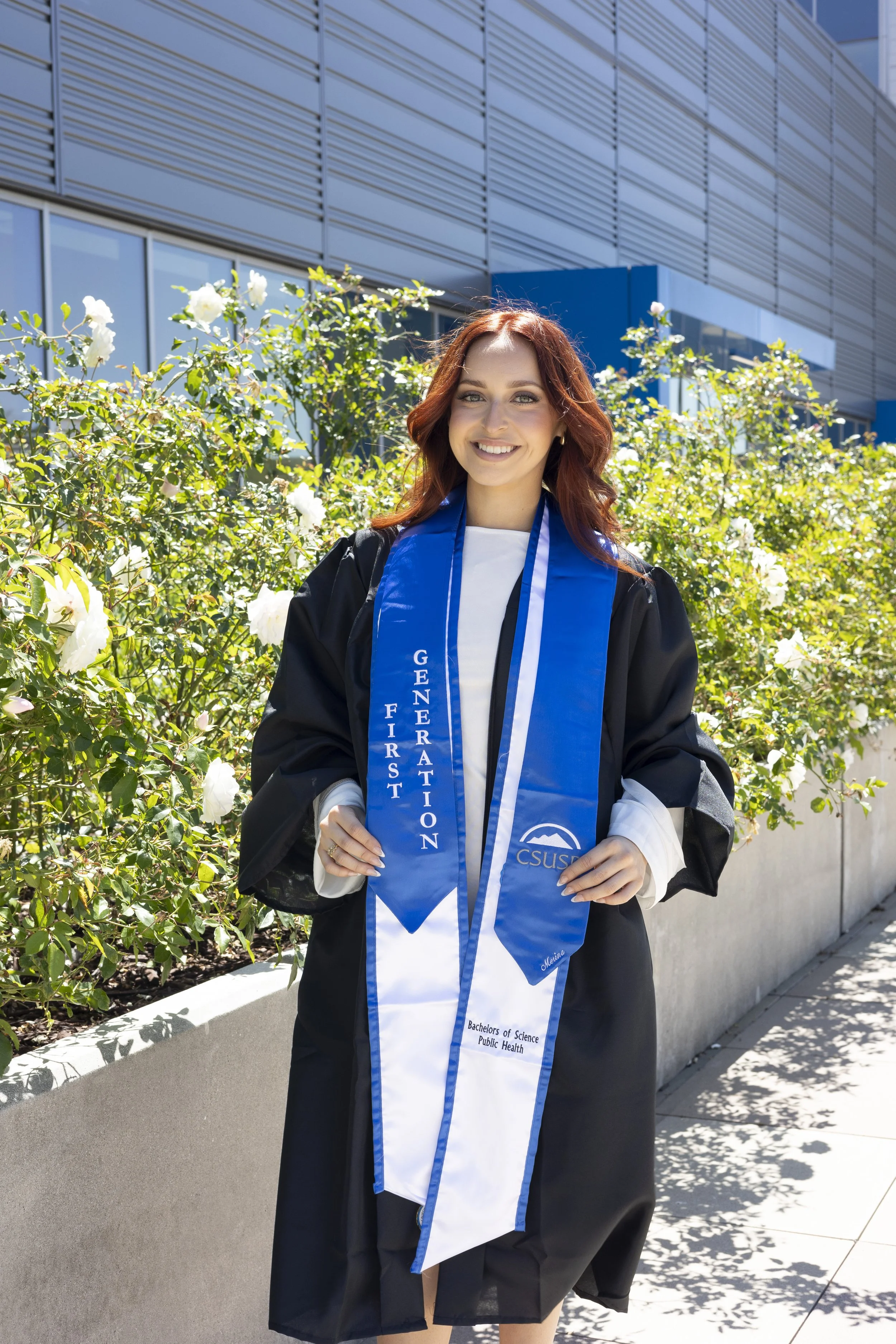 lora_grad_photoshoot_040525_17.jpg