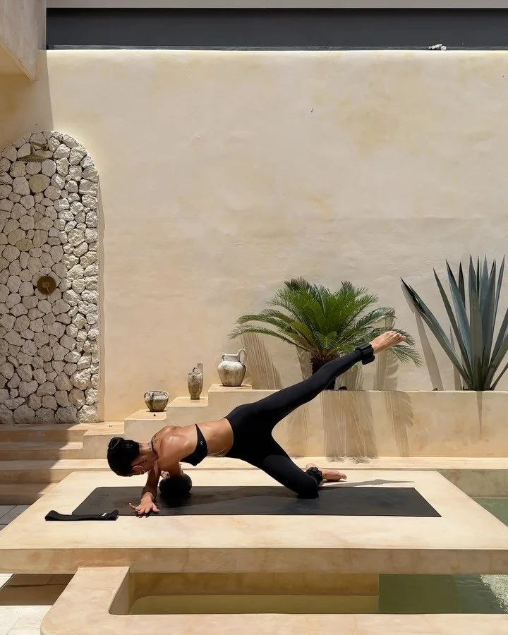 NEW TO @strongbyizzy THIS WEEK:
35 Minute Full Body Sculpt: Ball + Band + Ankle Weights. Thoracic rotation, ankle, shoulder + core stability. 

We added a lot of express workouts to the library this week for our busy girls &amp; this one was definite