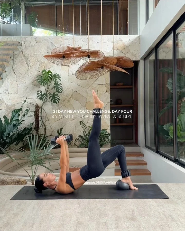 Day four of our New You Challenge really put the SWEAT in Sweat &amp; Sculpt. A strong, centred roll up series to start, followed by two sets of single side work with the heel elevated on the ball &amp; an all time favourite finisher. 😮&zwj;💨

Full