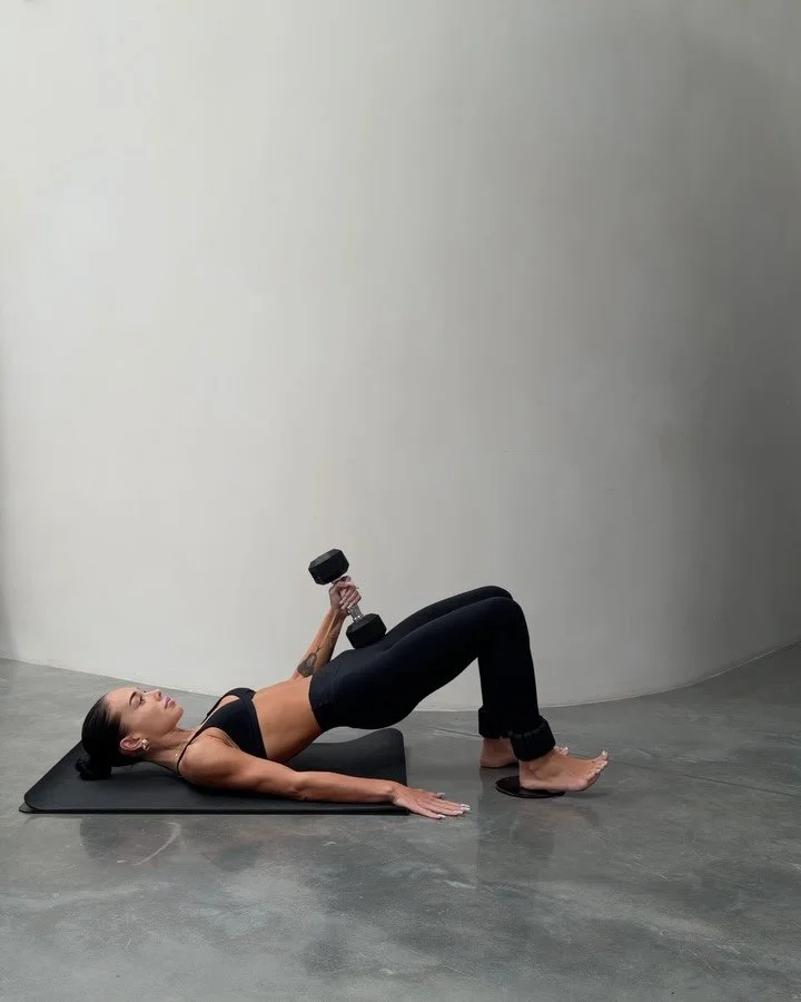 Single slider + heavy weight is an unbeatable combination for a lower body class. This was day eighteen of my New You Challenge currently running on @strongbyizzy 🫶🏼

Super simple, functional movements layered together to create strong, smooth flow