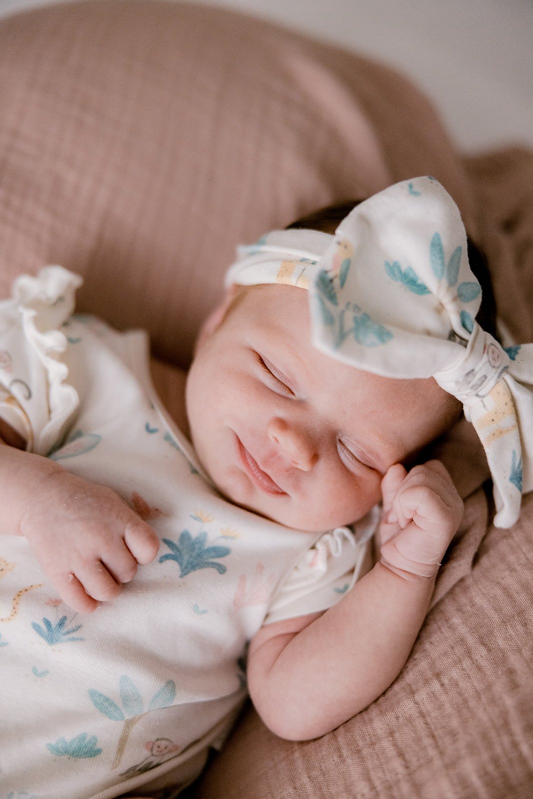 Henrietta Newborn-149_websize.jpg