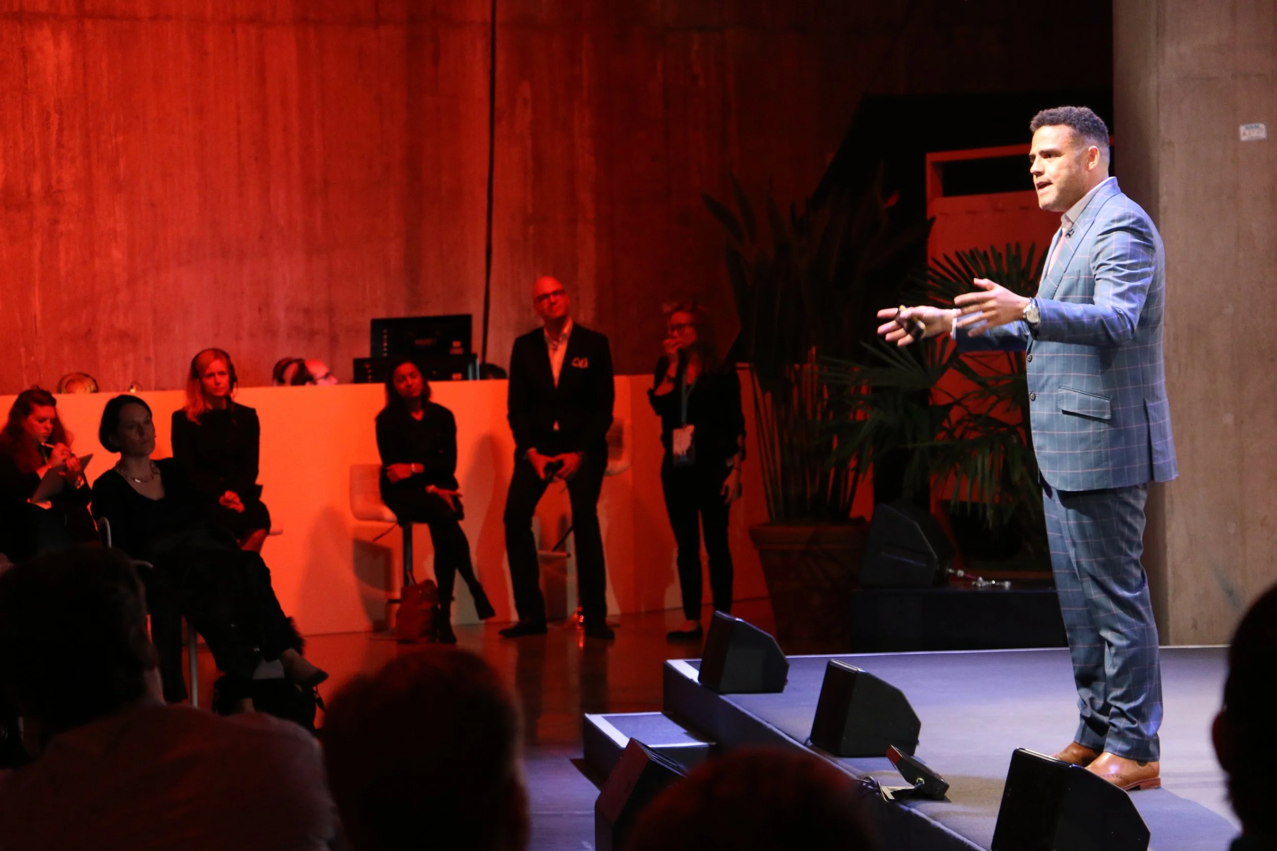 3_Global Megatrends__12o18.JPG