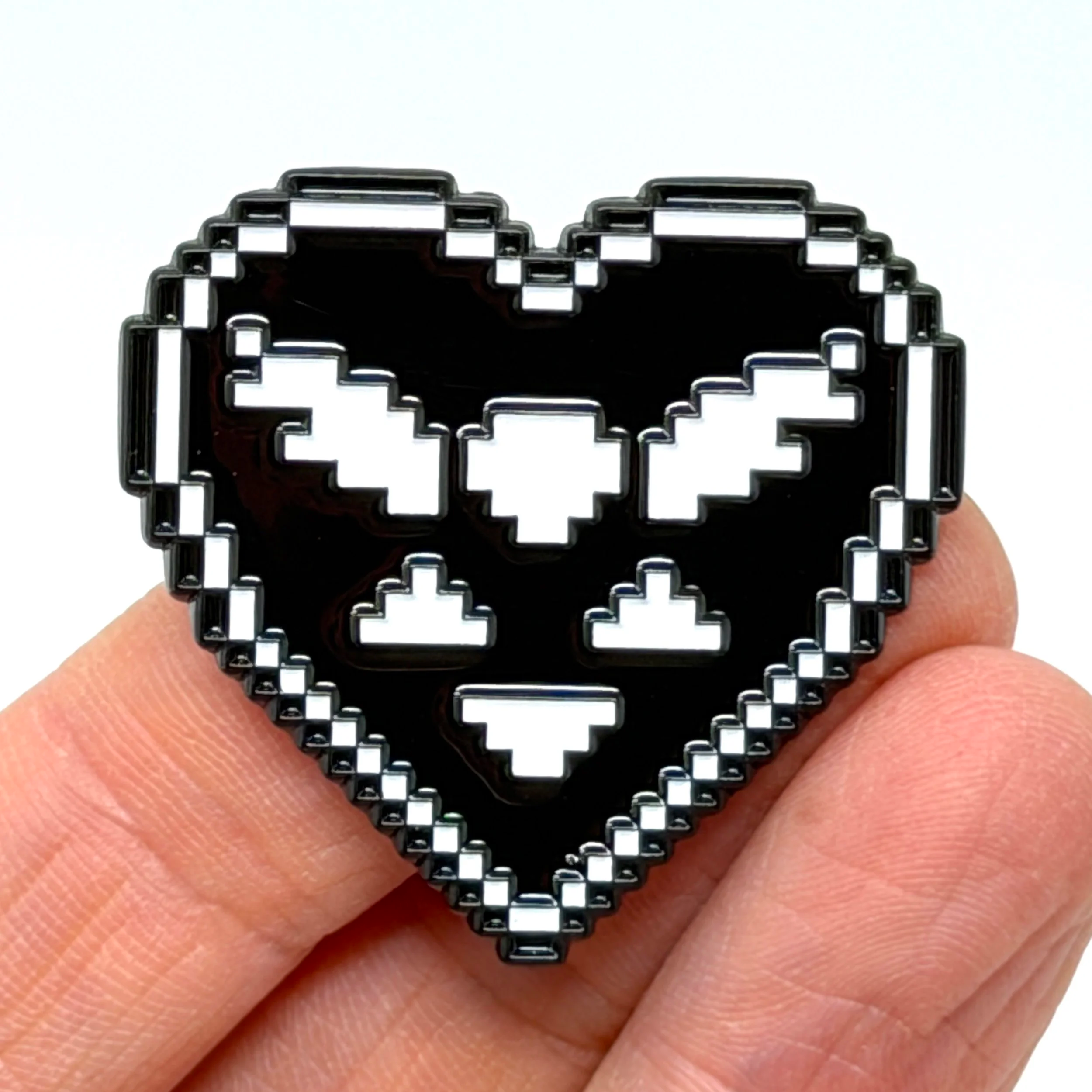 DeltaR - emblem pin/magnet (1.5")