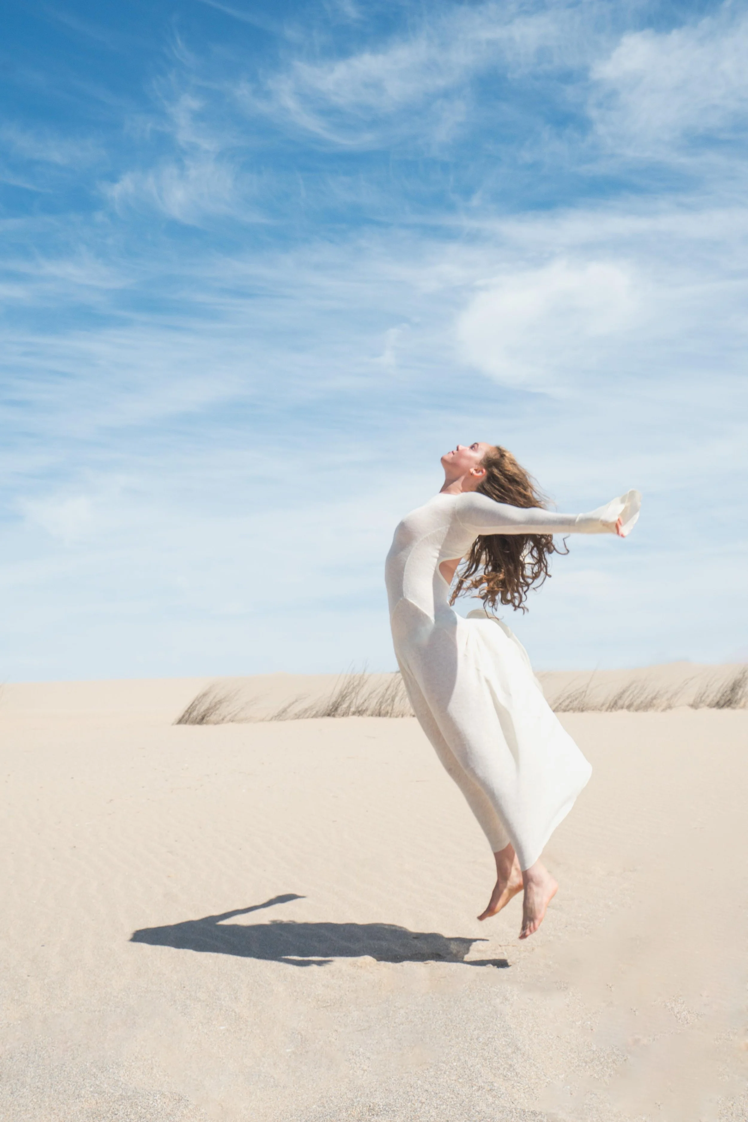 SHAKE THE DUST with NELINE
