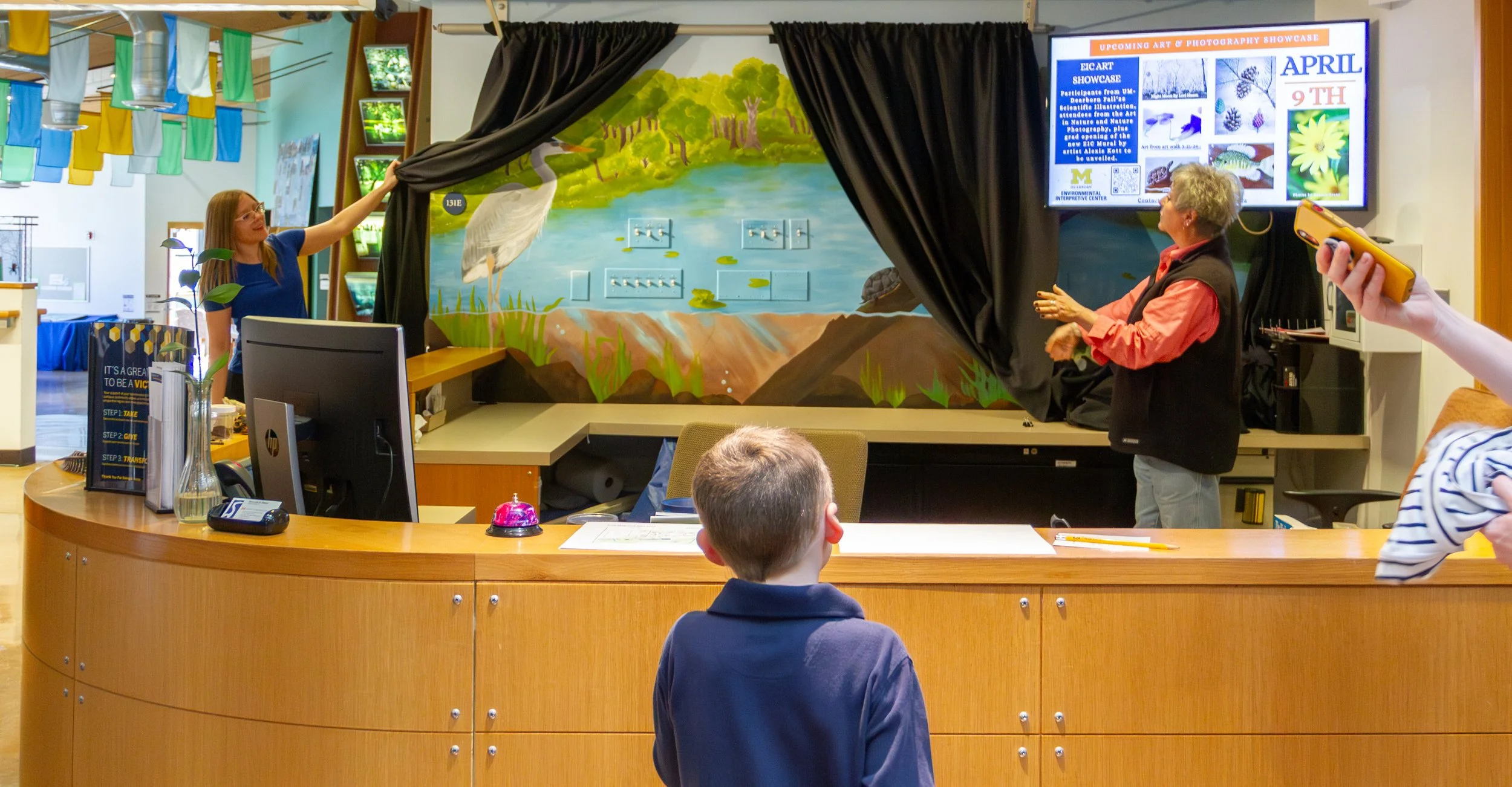 Medium-Scale Murals (Outdoor Features & Small Businesses)