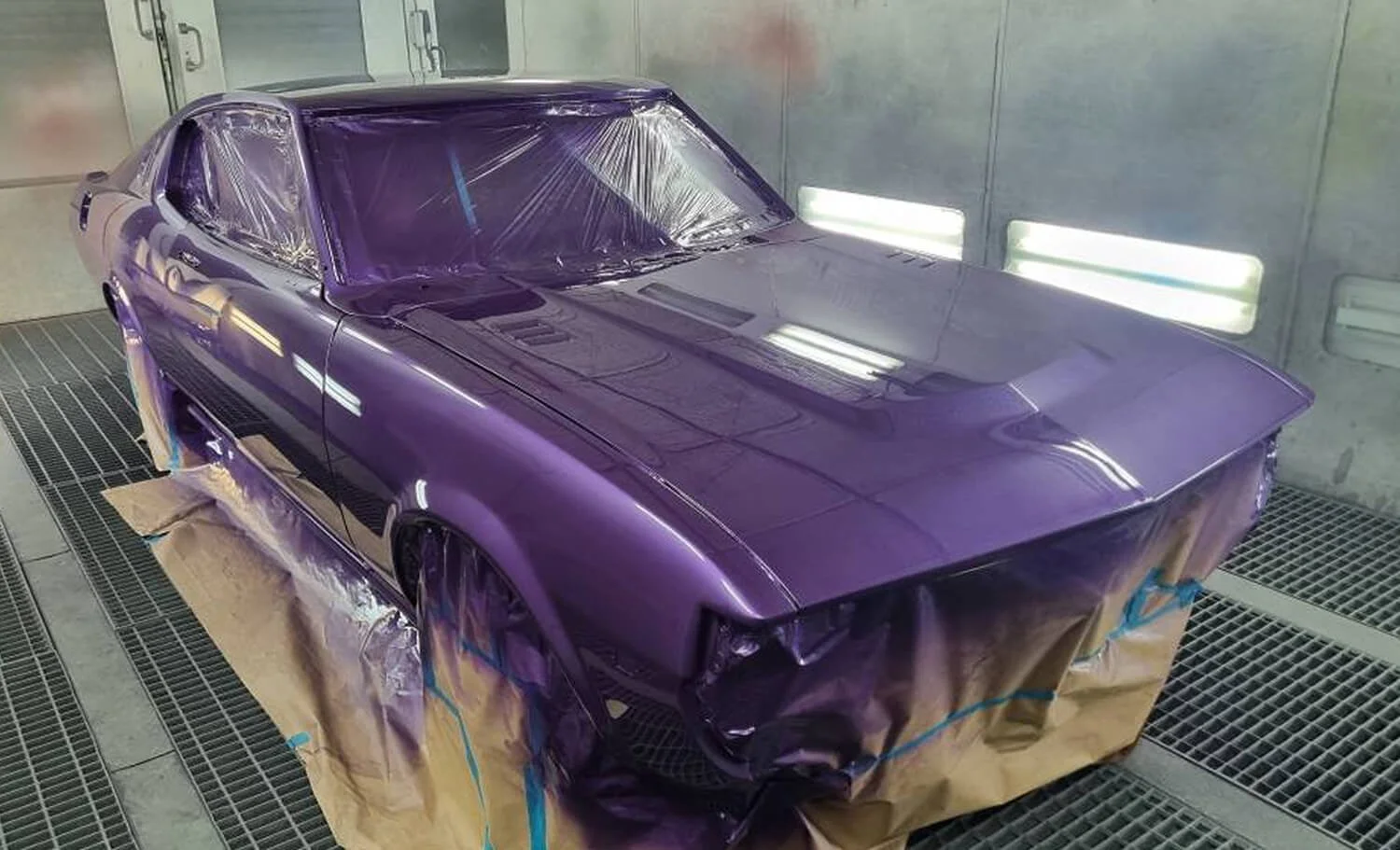 toyota-celica-being-painted.jpg