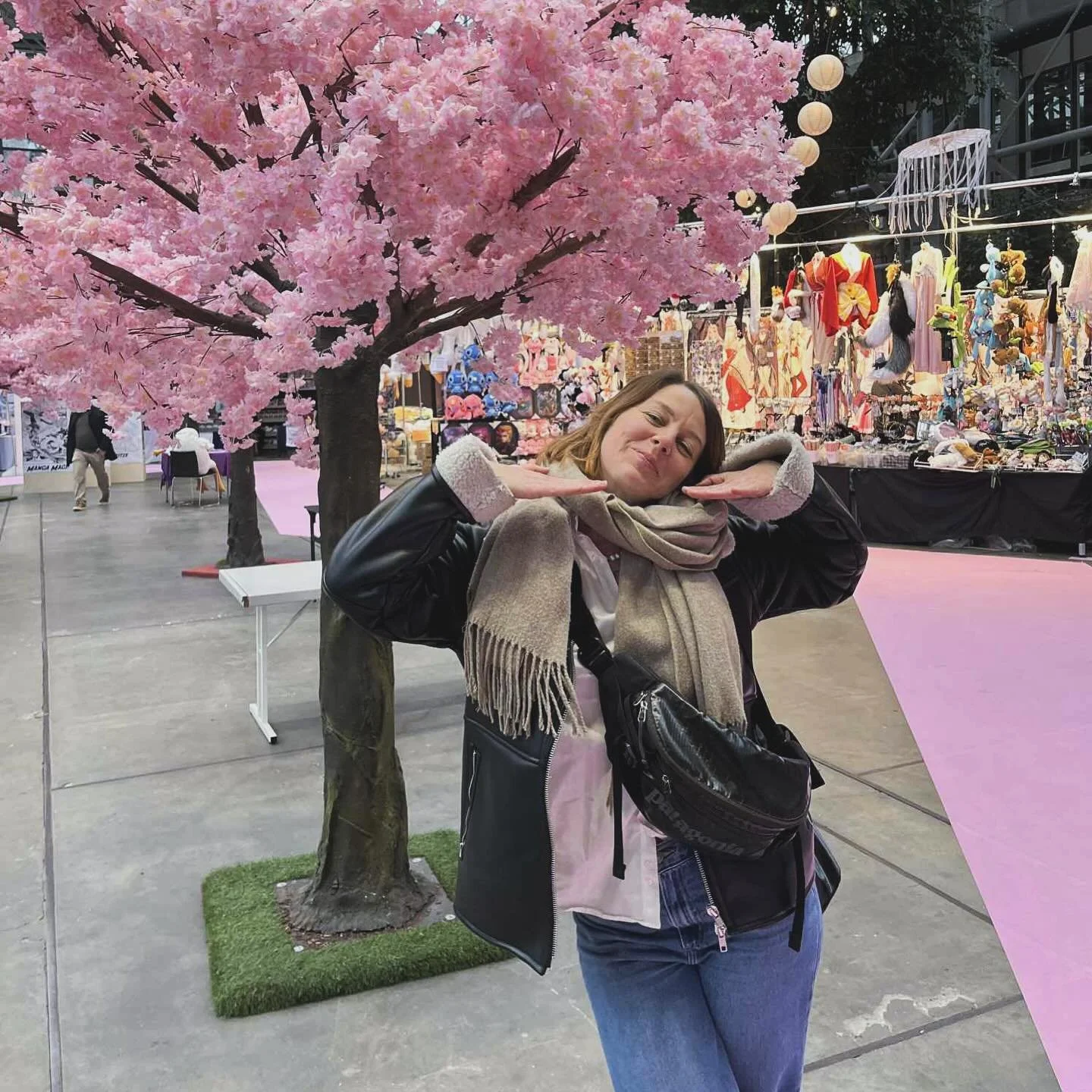 Da jeg startede denne her profil, havde jeg store ambitioner. Det har jeg stadigv&aelig;k - men de sidste tre m&aring;neder har jeg brugt p&aring; at f&oslash;re valgkamp og n&aelig;sten ikke r&oslash;rt min symaskine.

Men nu er jeg tilbage! Og jeg 