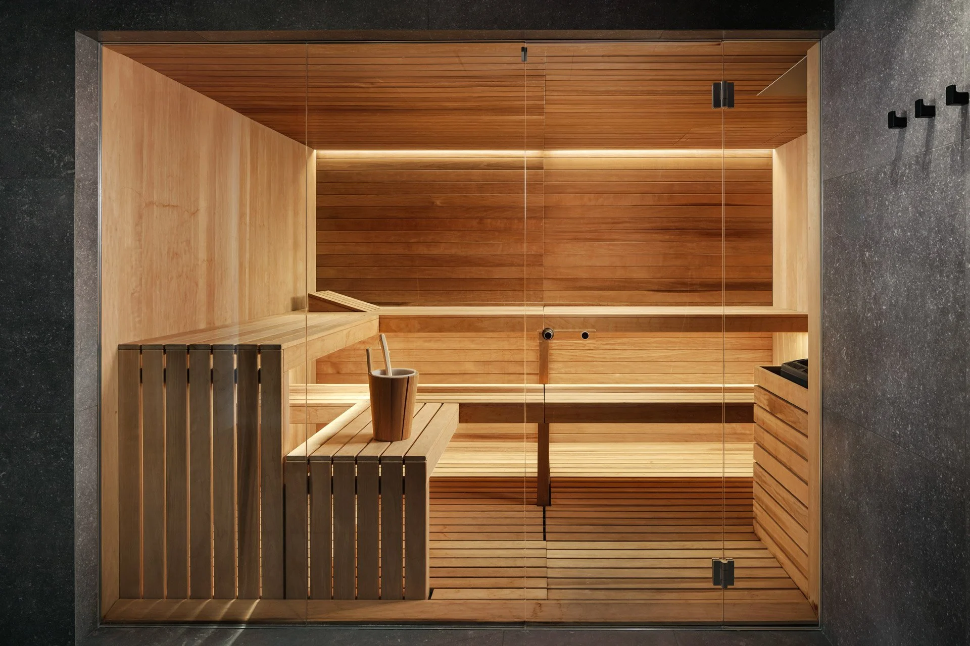 Le Geant, Courmayeur, Apartments by Marriott Bonvoy photo by Jiri Lizler hotel photographer_Spa_Finnish_Sauna.jpg
