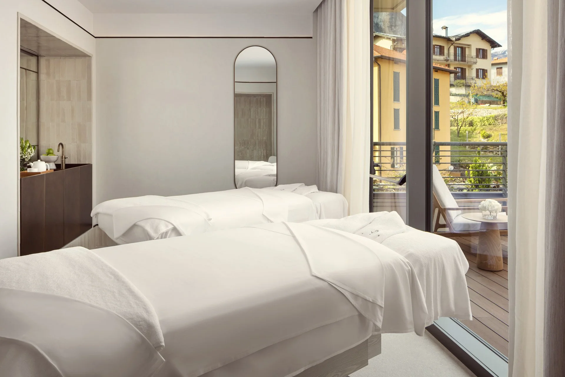 The Lake Como EDITION photo by Jiri Lizler hotel photographer_Treatment_Double.jpg
