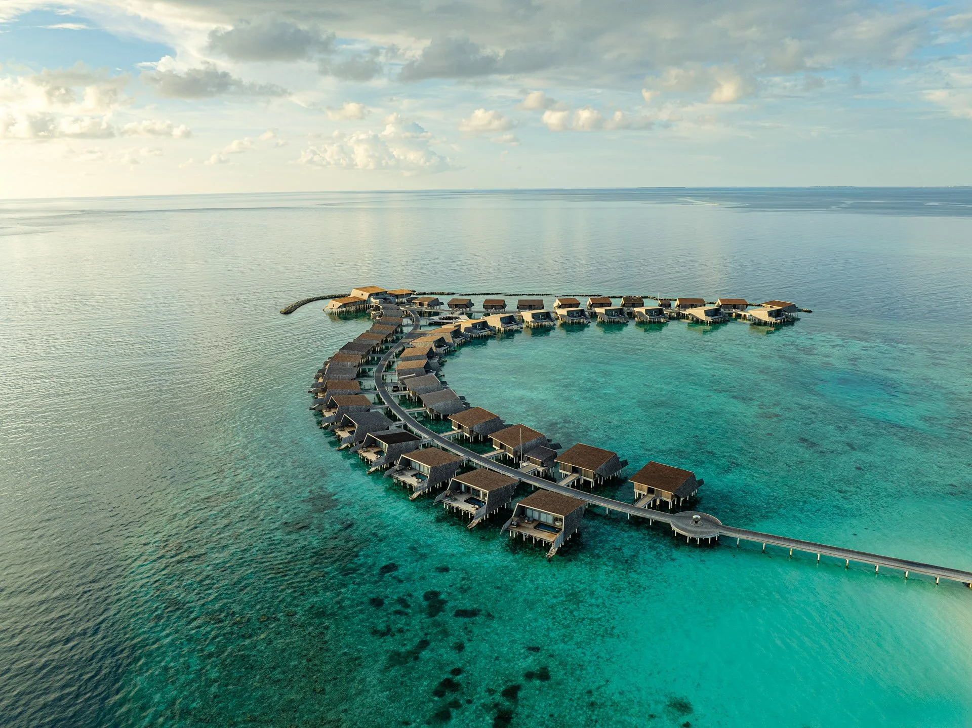 The St. Regis Maldives Vommuli Resort photo by Jiri Lizler hotel photographer_Overview_05.jpg