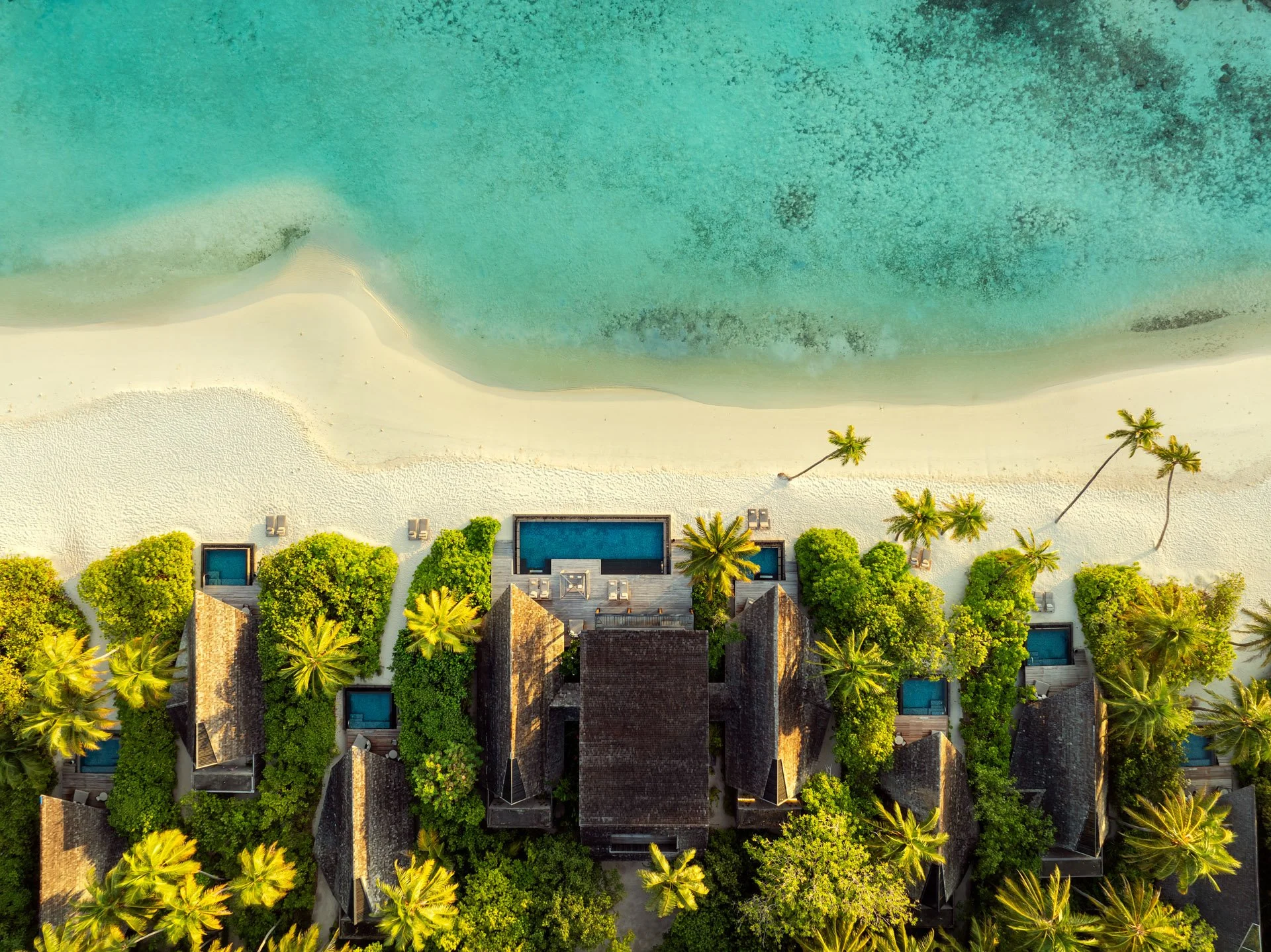 The St. Regis Maldives Vommuli Resort photo by Jiri Lizler hotel photographer_Exterior_1.jpg