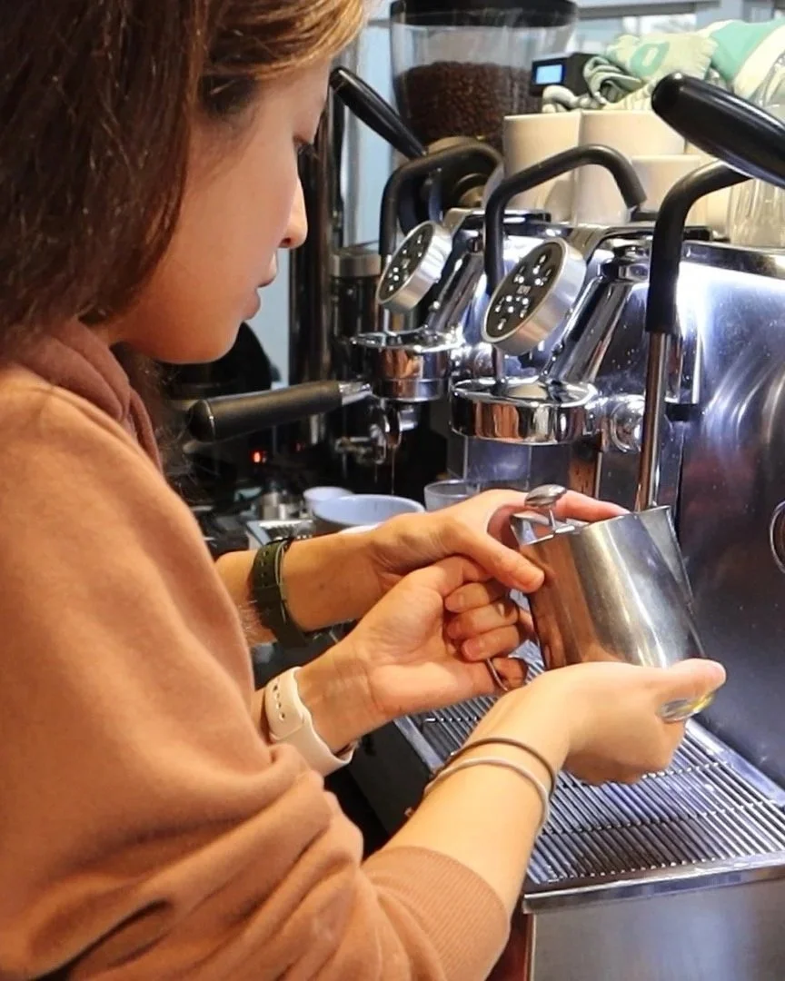 712+Coffee+Course+Pic+Steaming+Milk.jpg