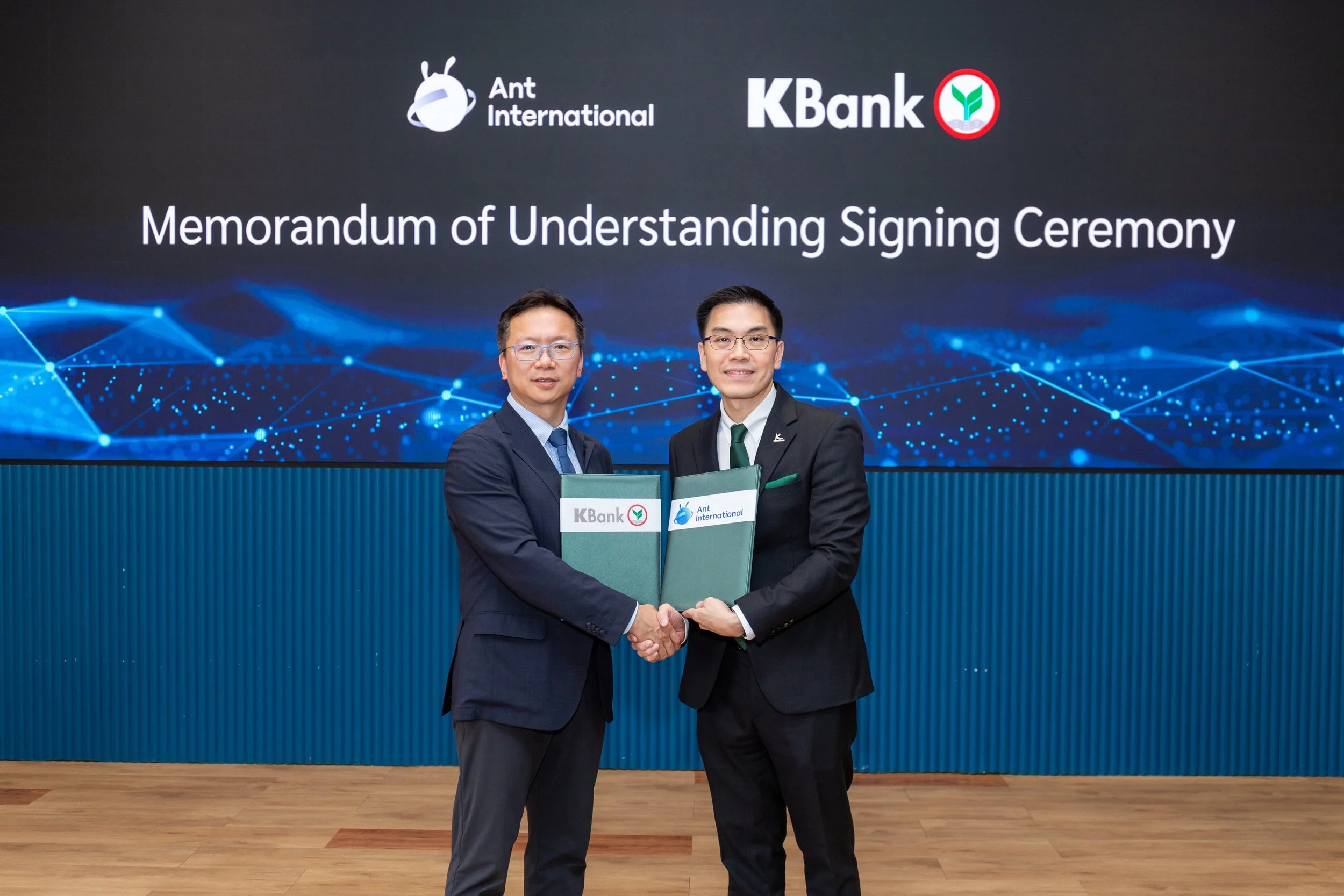 KASIKORNBANK and Ant International Sign Strategic Agreement on Cross-Border Payments in Thailand
