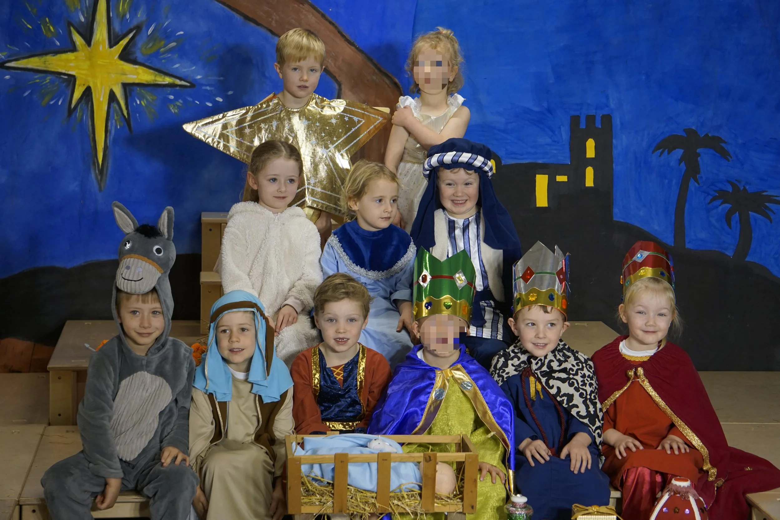 Mary’s Knitting Nativity