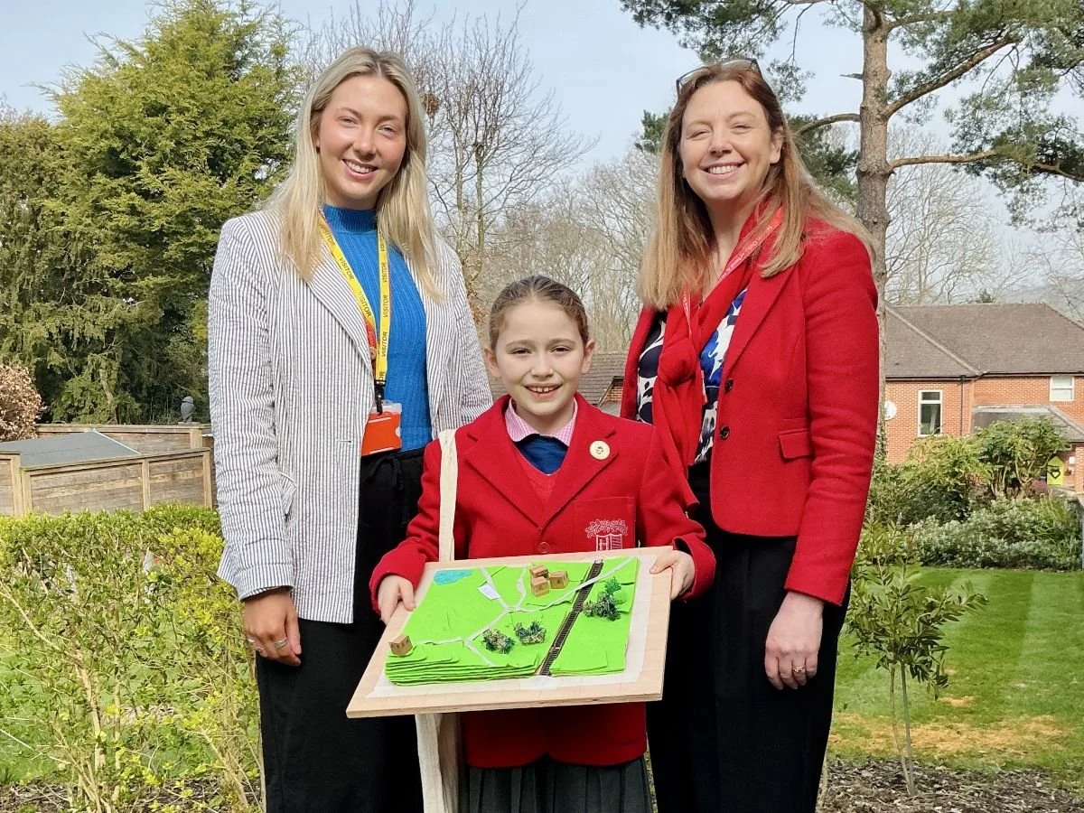       
  
    Miss Richardson from Weald of Kent visited Hilden Oaks last week to announce the exciting news that out of the 40&nbsp;schools that entered their Year 5 competition to three-dimensionally represent a map square, the winner was our very 