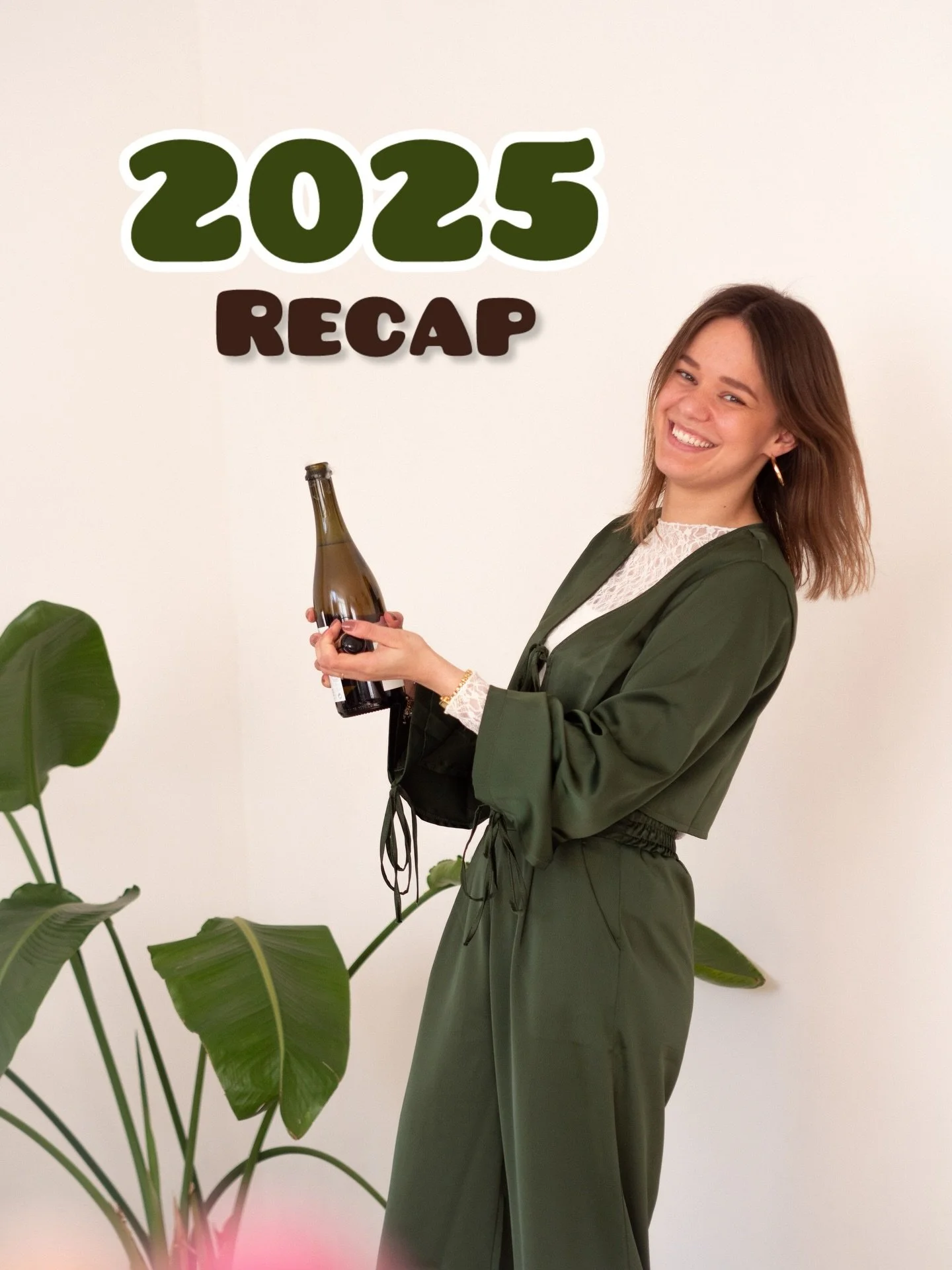 RECAP OF 2️⃣0️⃣2️⃣5️⃣

Mijn eerste jaar als weddingplanner, ceremoniemeester en choreograaf was geweldig! 🤩 

In deze post een aantal highlights die er voor mij uitsprongen met Estasi Weddings ✨

Dankjewel aan iedereen die heeft bijgedragen aan dit 