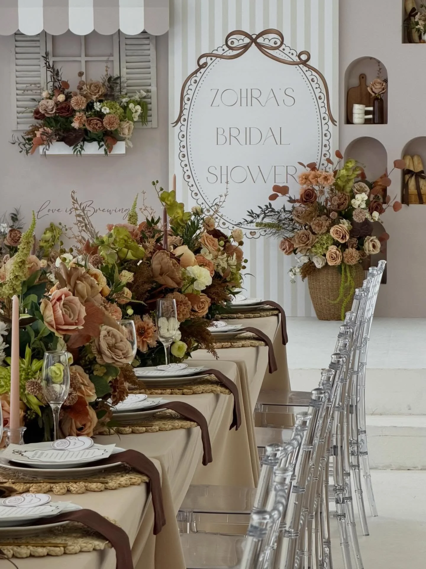 How stunning is this bridal shower setup ✨ Modern, elegant and every single detail perfected that centrepiece has us completely obsessed 🤍

Full d&eacute;cor by the amazing @decorbynadia_ 

Planning a Bridal Shower | Baby Shower | Brand Event | Laun