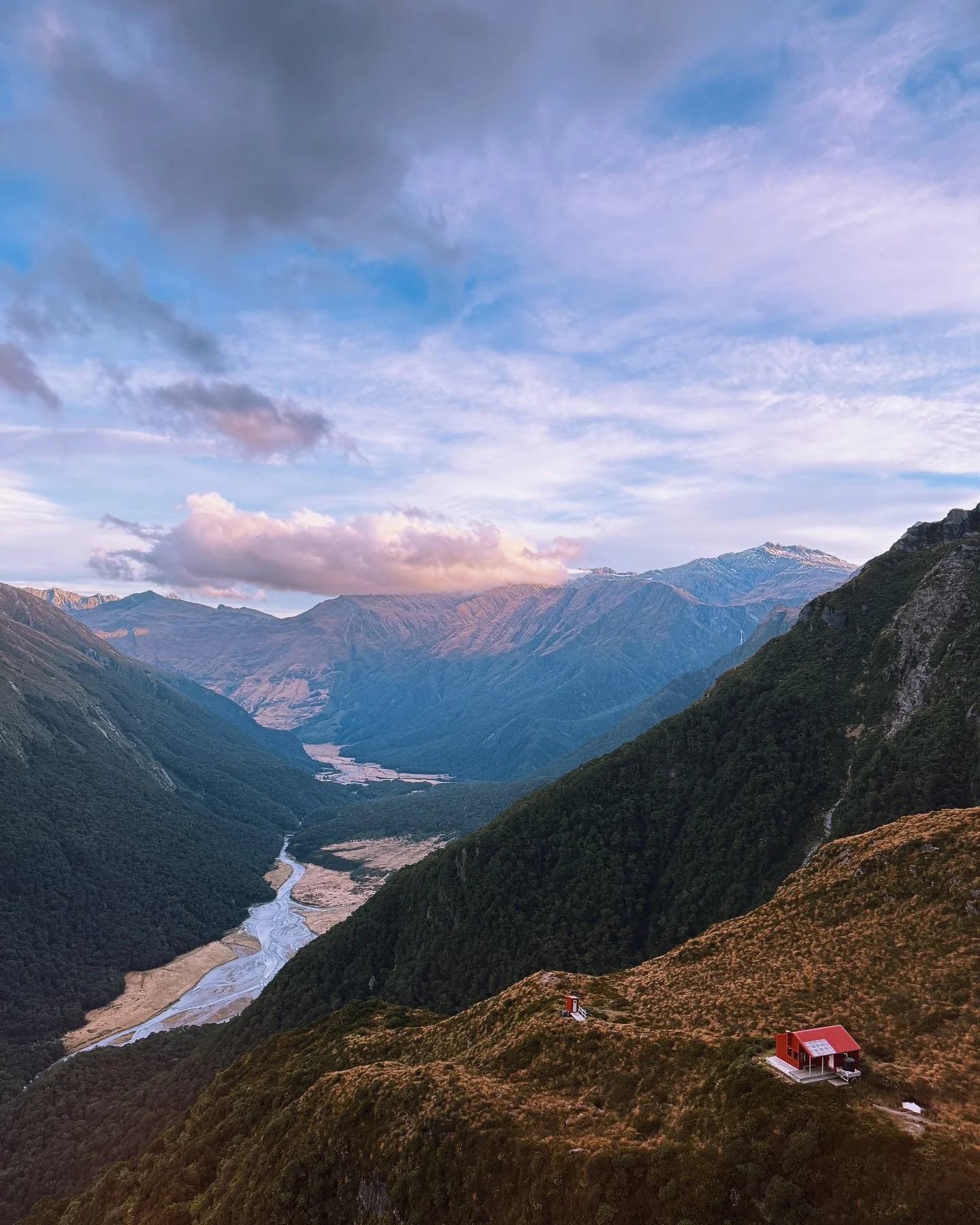 It&rsquo;s luxury living here ✨

#mountaspiringnationalpark #liverpoolhut