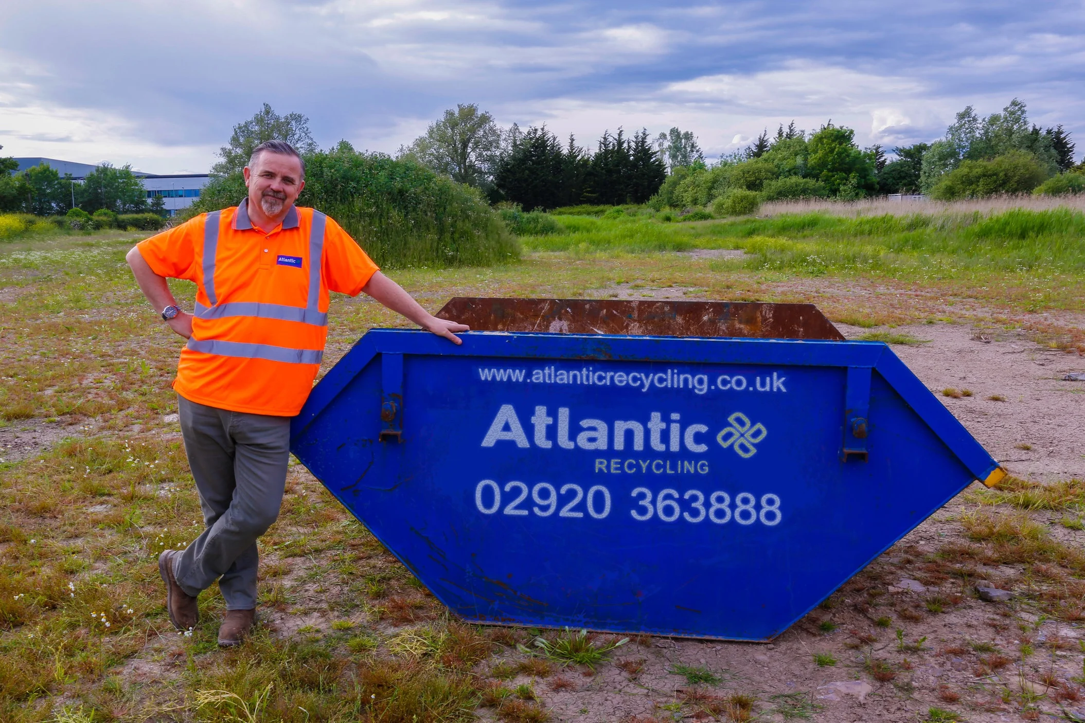 Skip England Skip Hire in South Wales offering a variety of skip sizes to meet ...