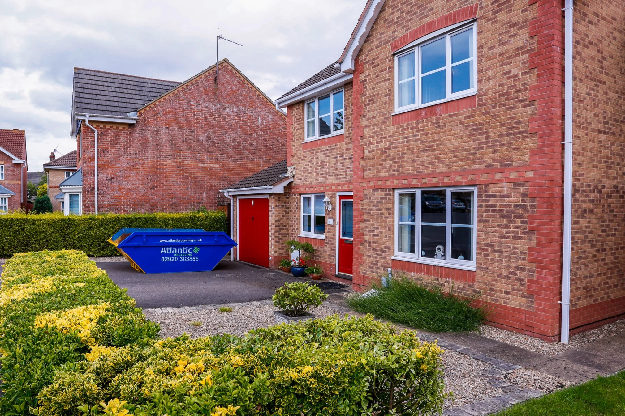 Skip Hire in South Wales offering a variety of skip sizes to meet ...