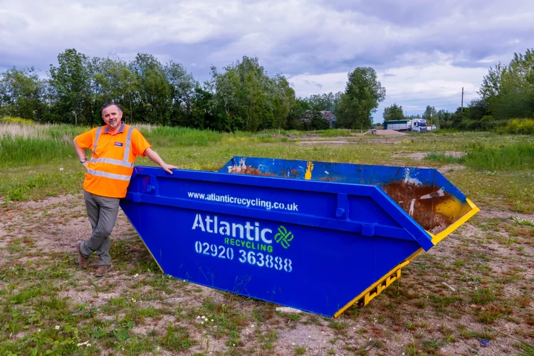 Skip Hire in South Wales offering a variety of skip sizes to meet ...