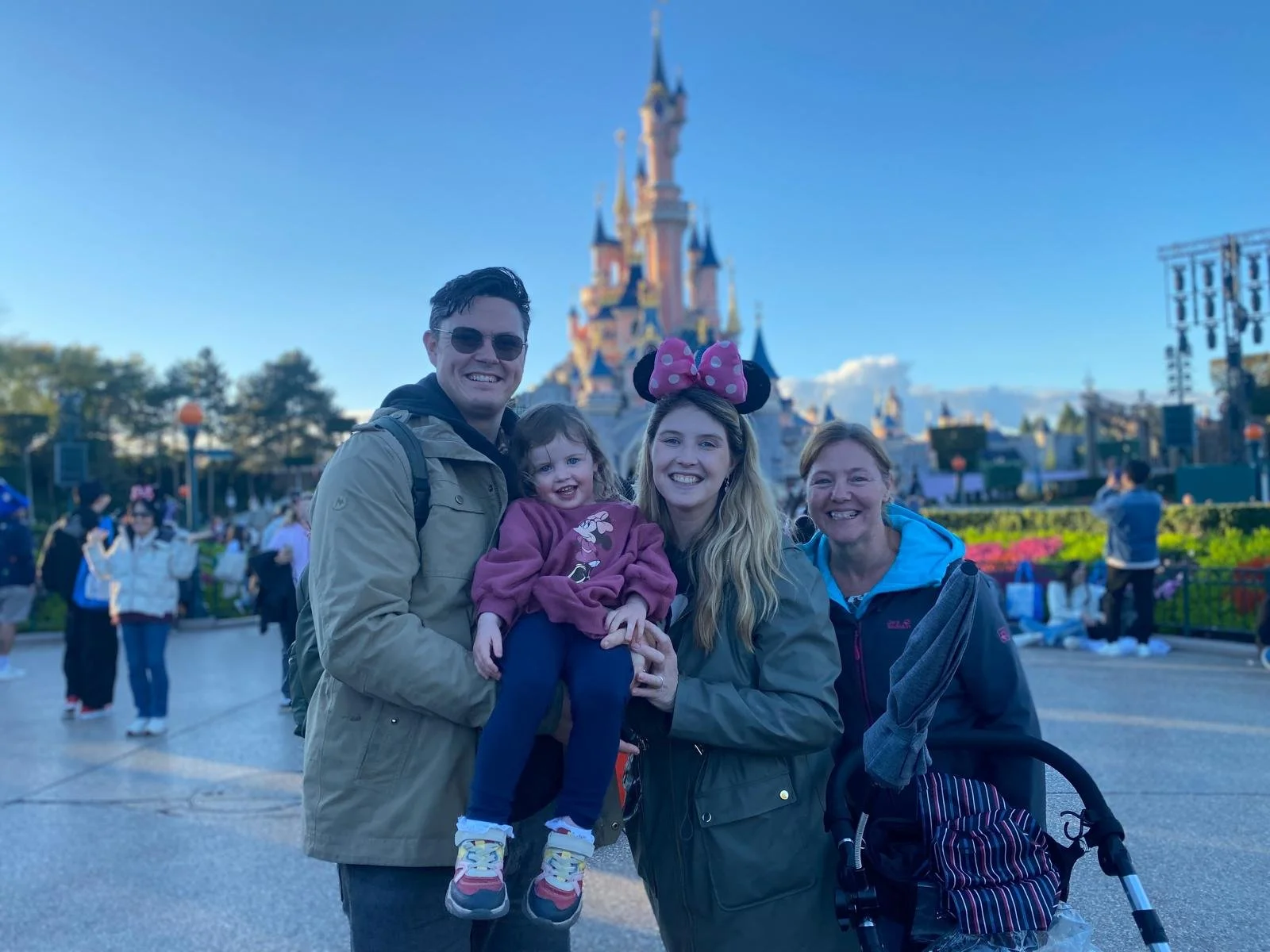 How to do Disneyland Paris on a budget ✨